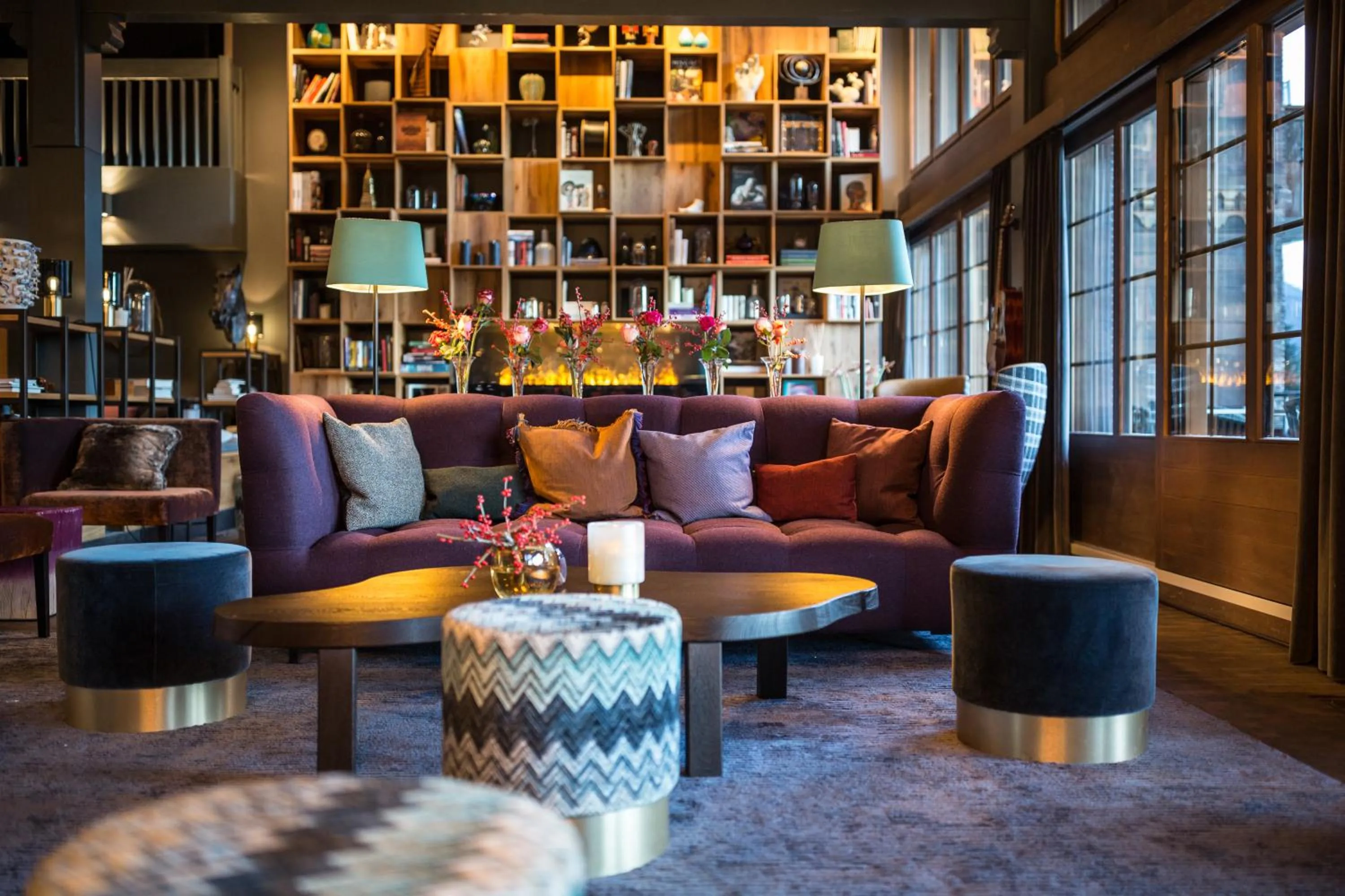 Lounge or bar in HUUS Gstaad