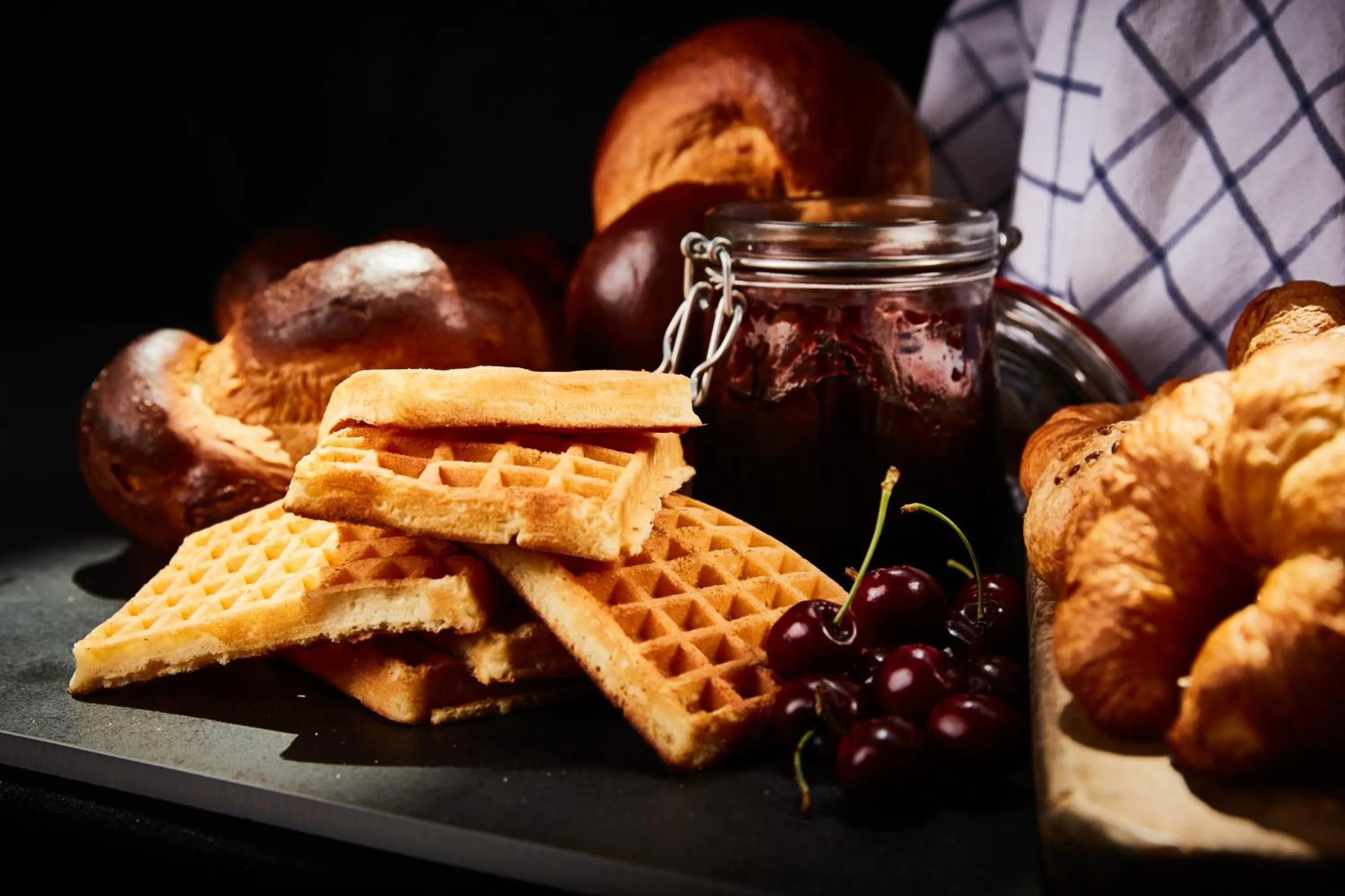 Breakfast in HUUS Gstaad