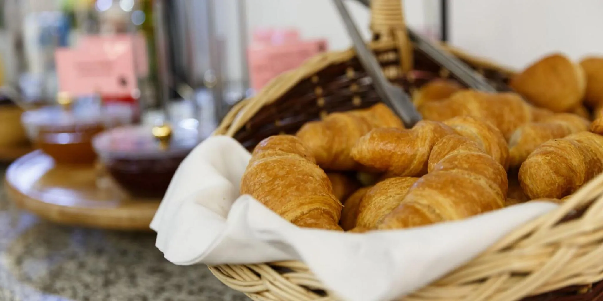 Breakfast in Hotel Drei Könige Luzern