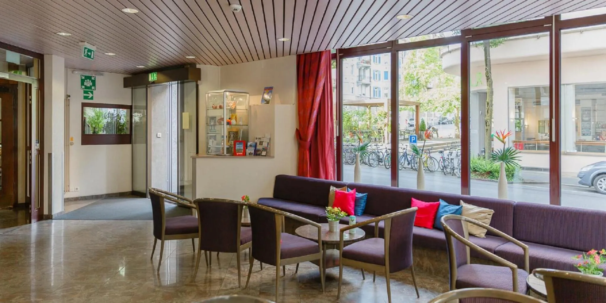 Lobby or reception in Hotel Drei Könige Luzern