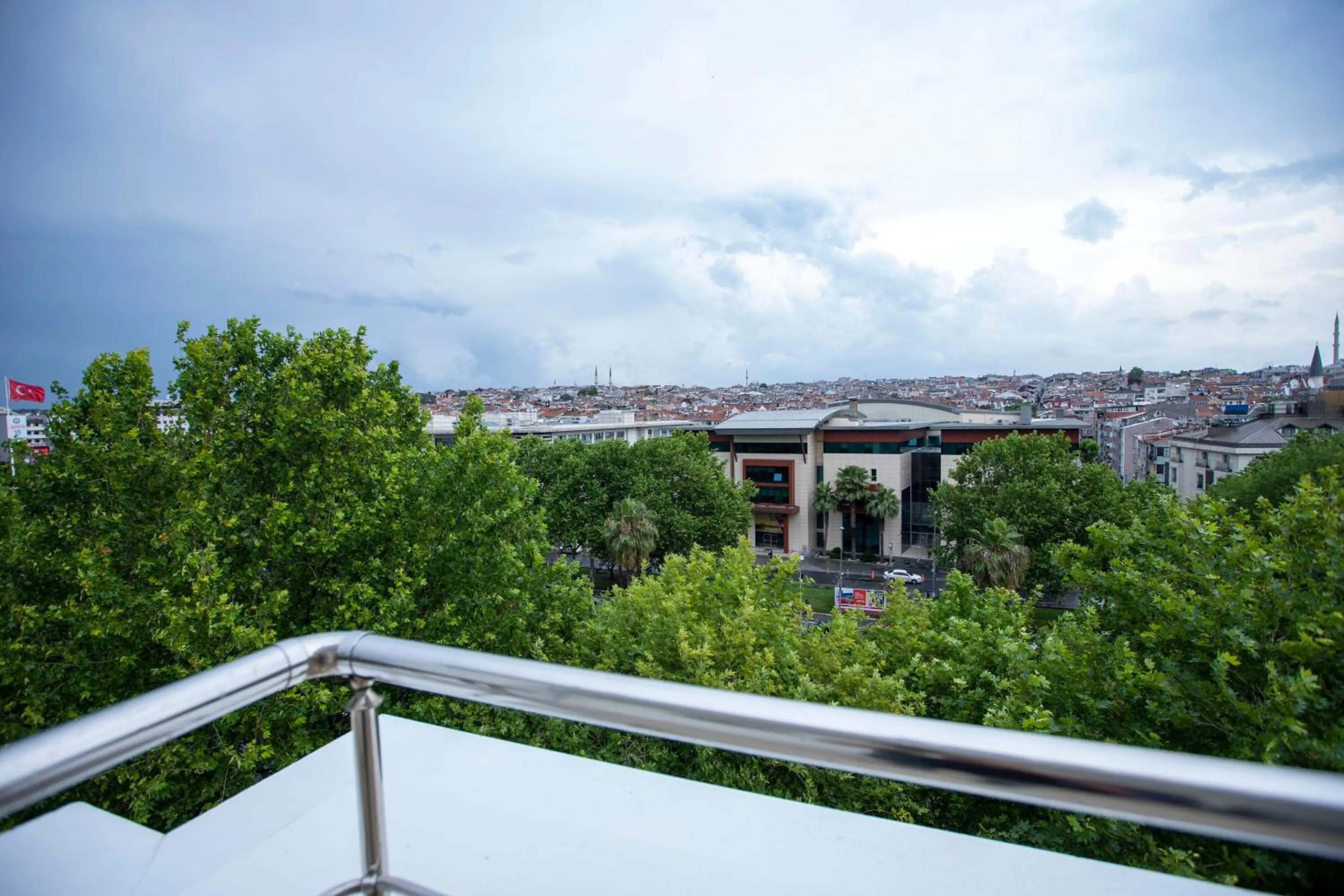 Day in THE GREEN HOTEL