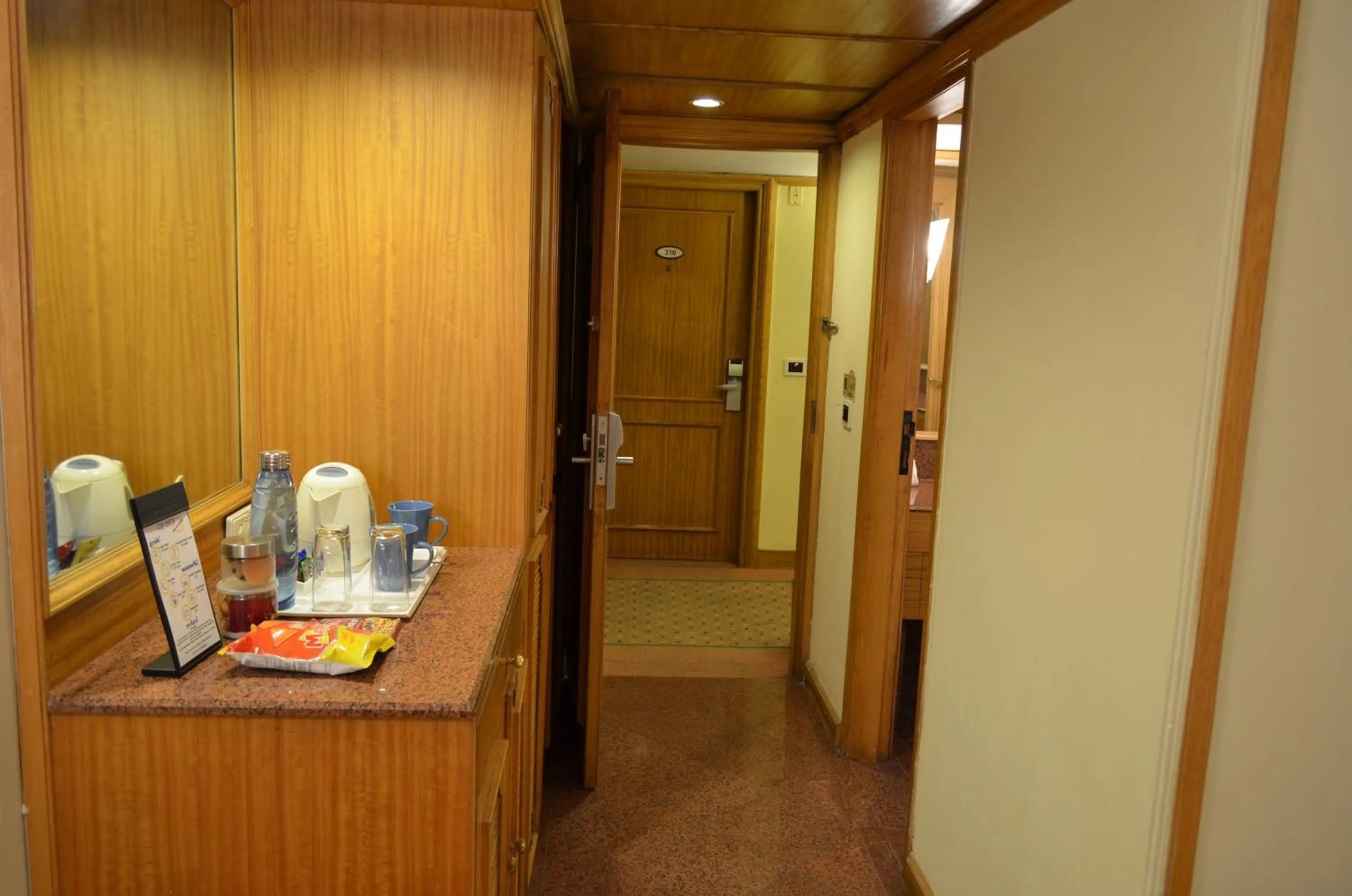 Coffee/tea facilities in The Maya Hotel