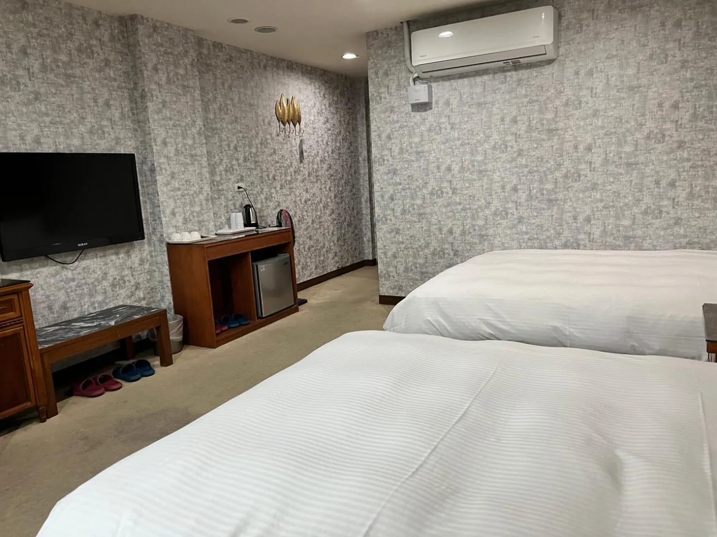 TV and multimedia, Bed in Mucha Boutique Hotel