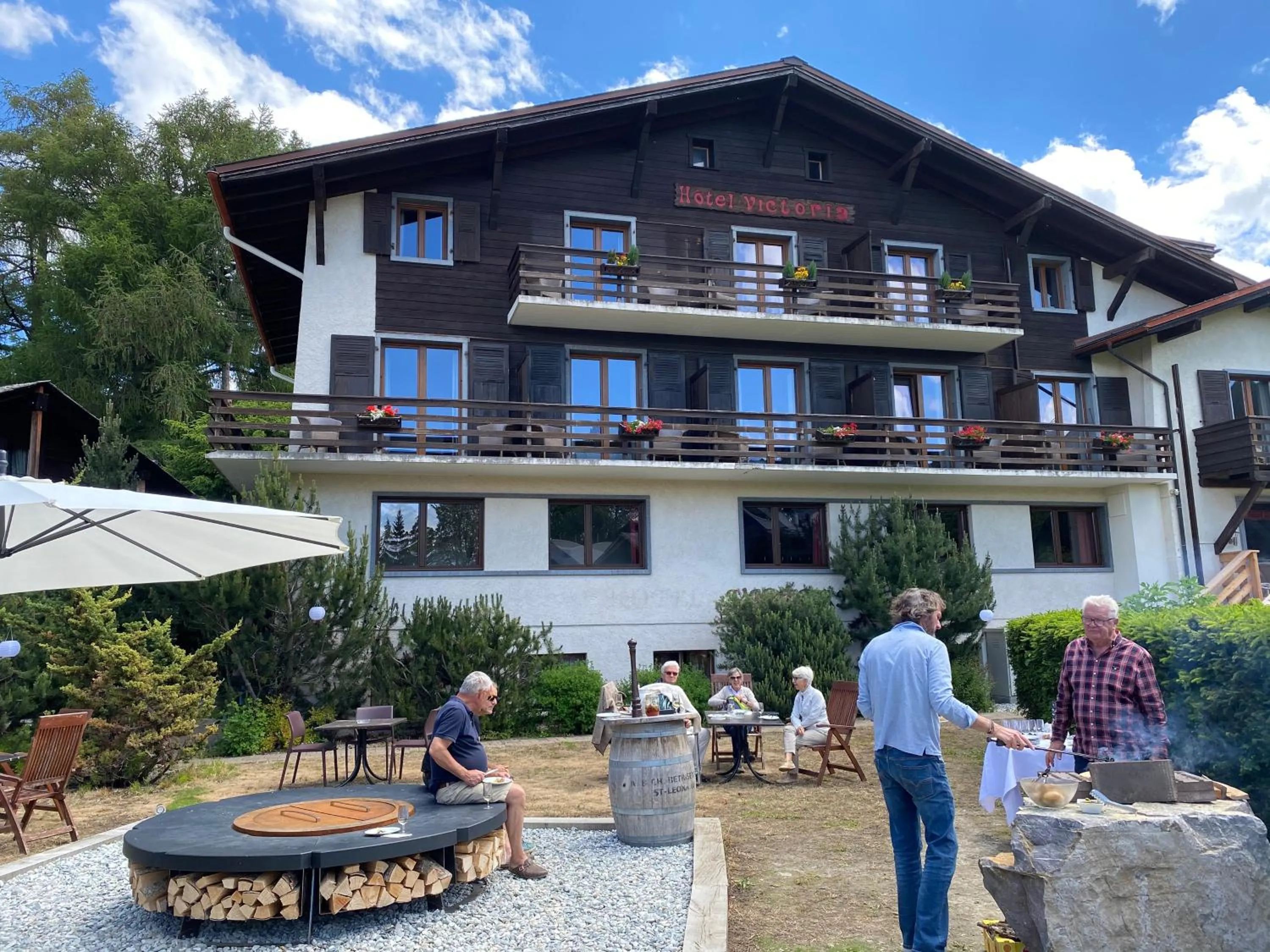 Property building in Victoria Retreat