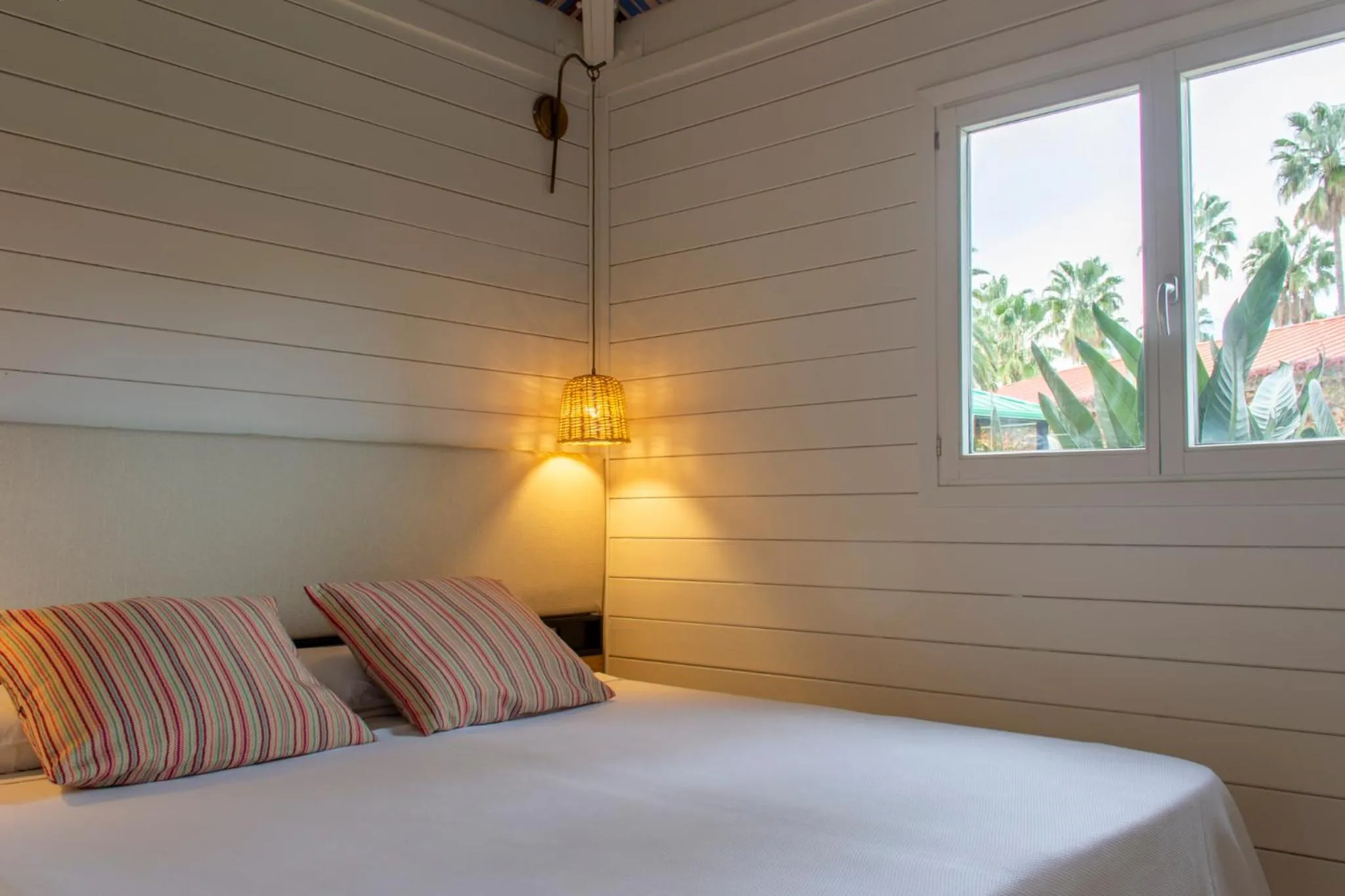 Photo of the whole room, Bed in Cambrils Park Resort