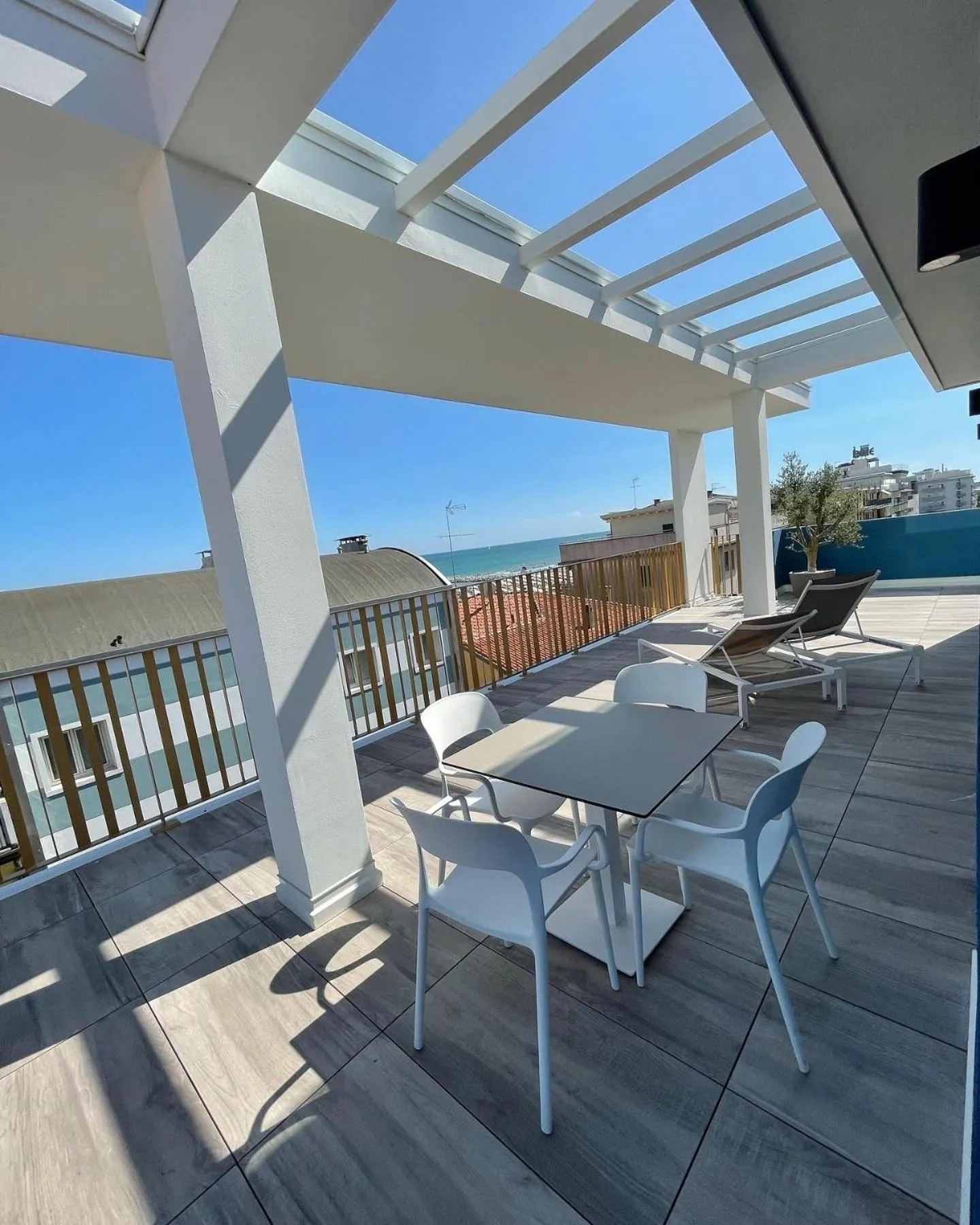 Patio in MAR60 Apartments