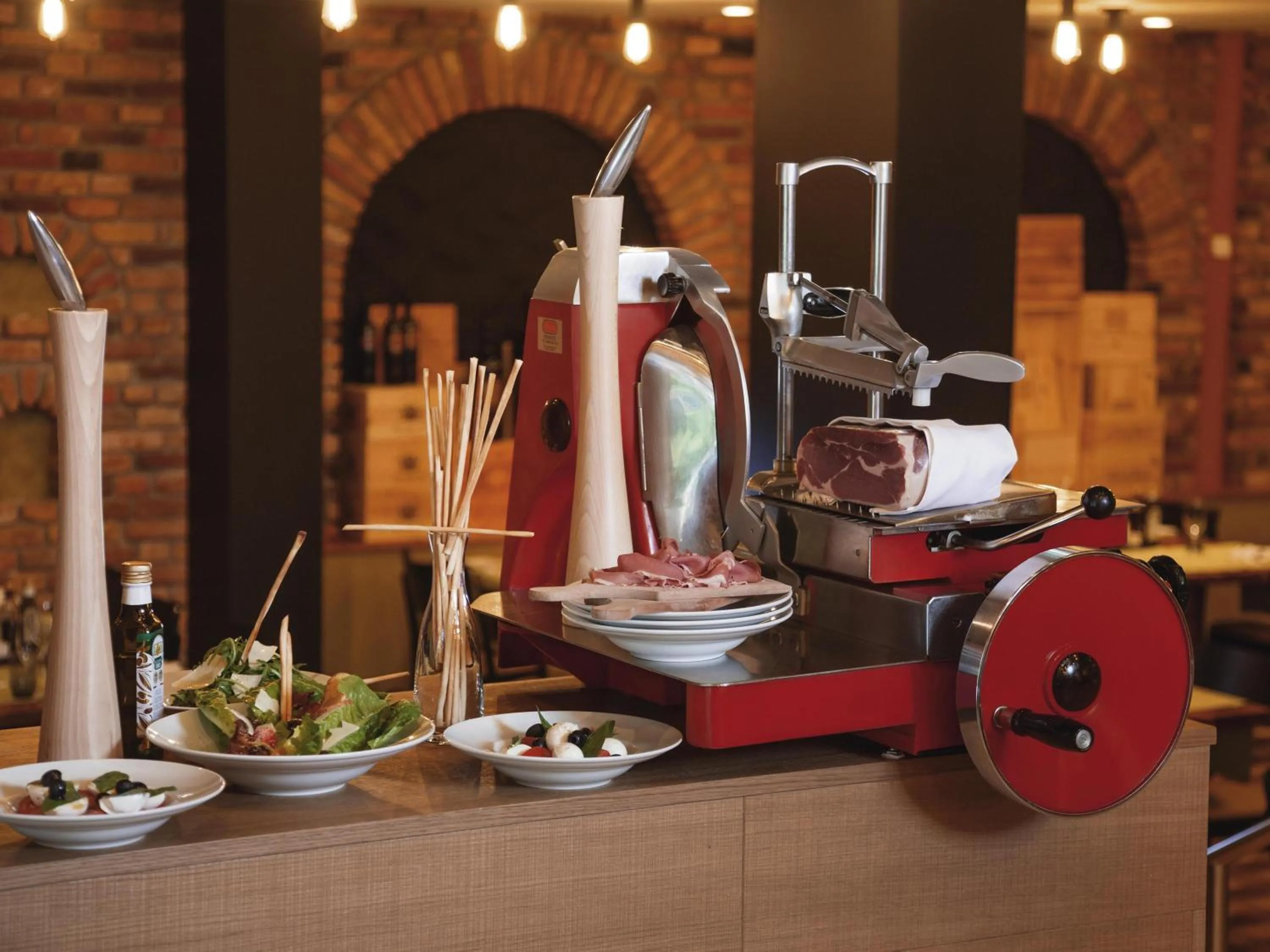 Restaurant/places to eat in Mövenpick Hotel Zürich-Regensdorf