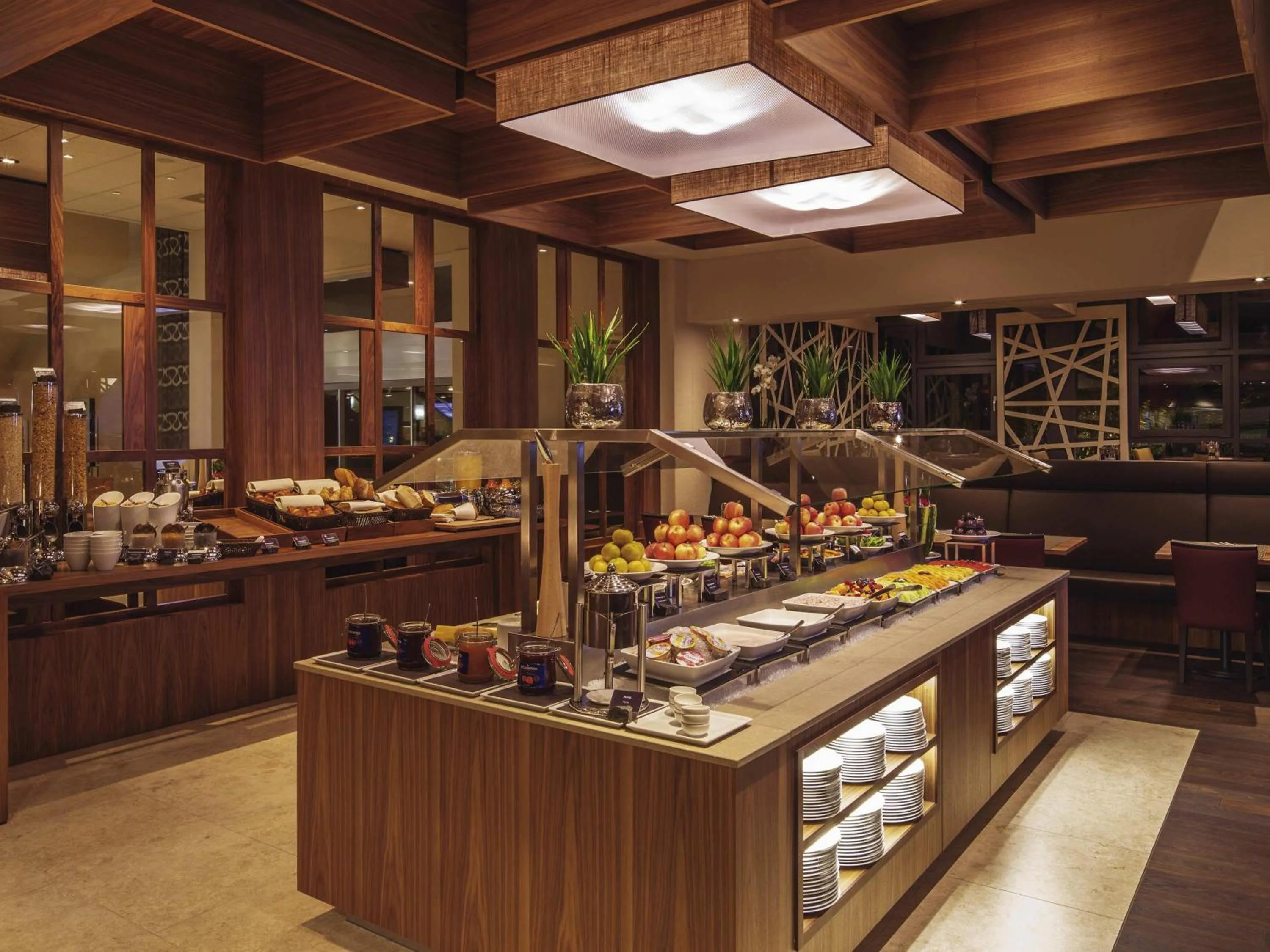 Restaurant/places to eat in Mövenpick Hotel Zürich-Regensdorf