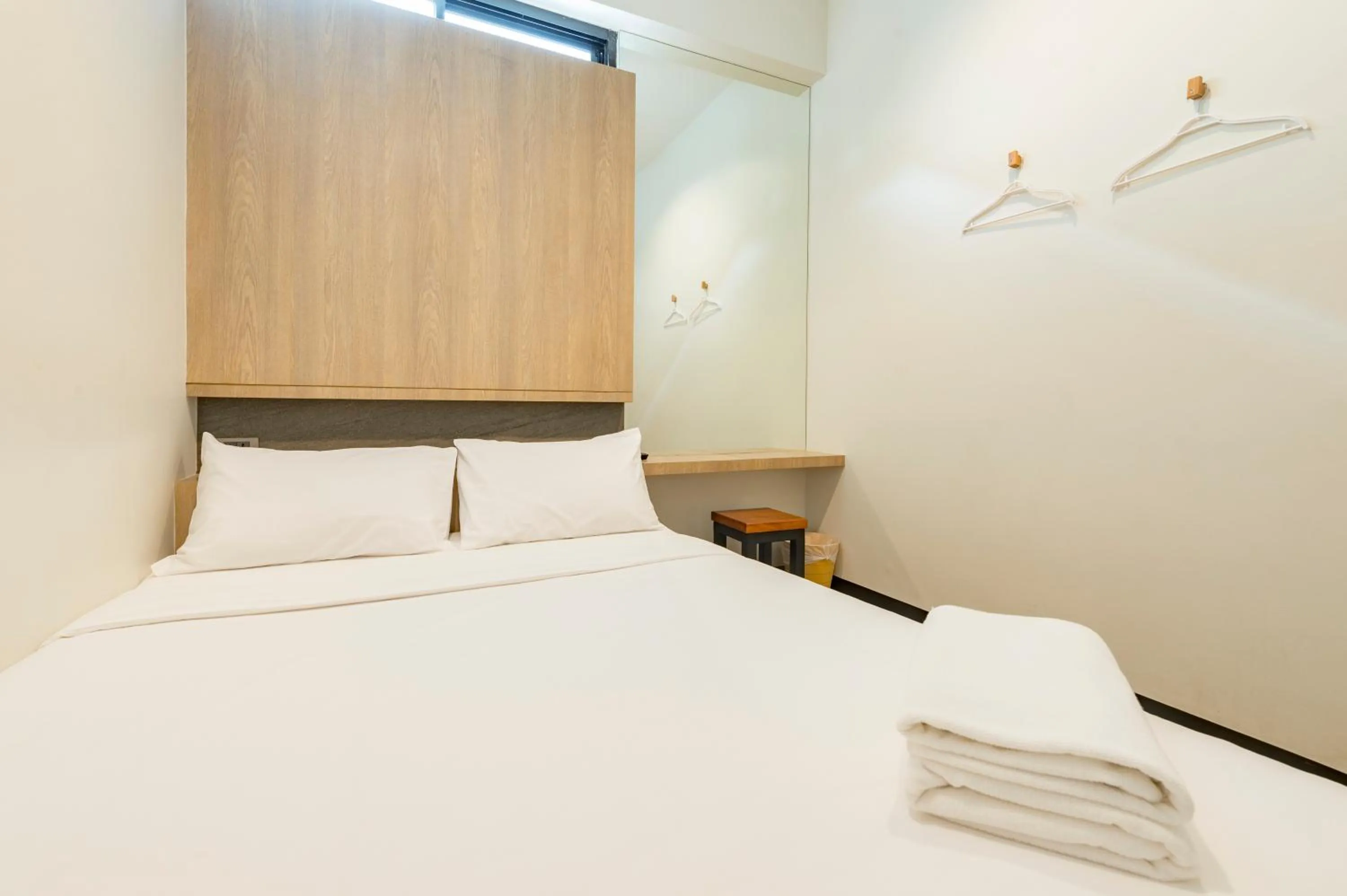 Photo of the whole room, Bed in T Hostel @ Victory Monument