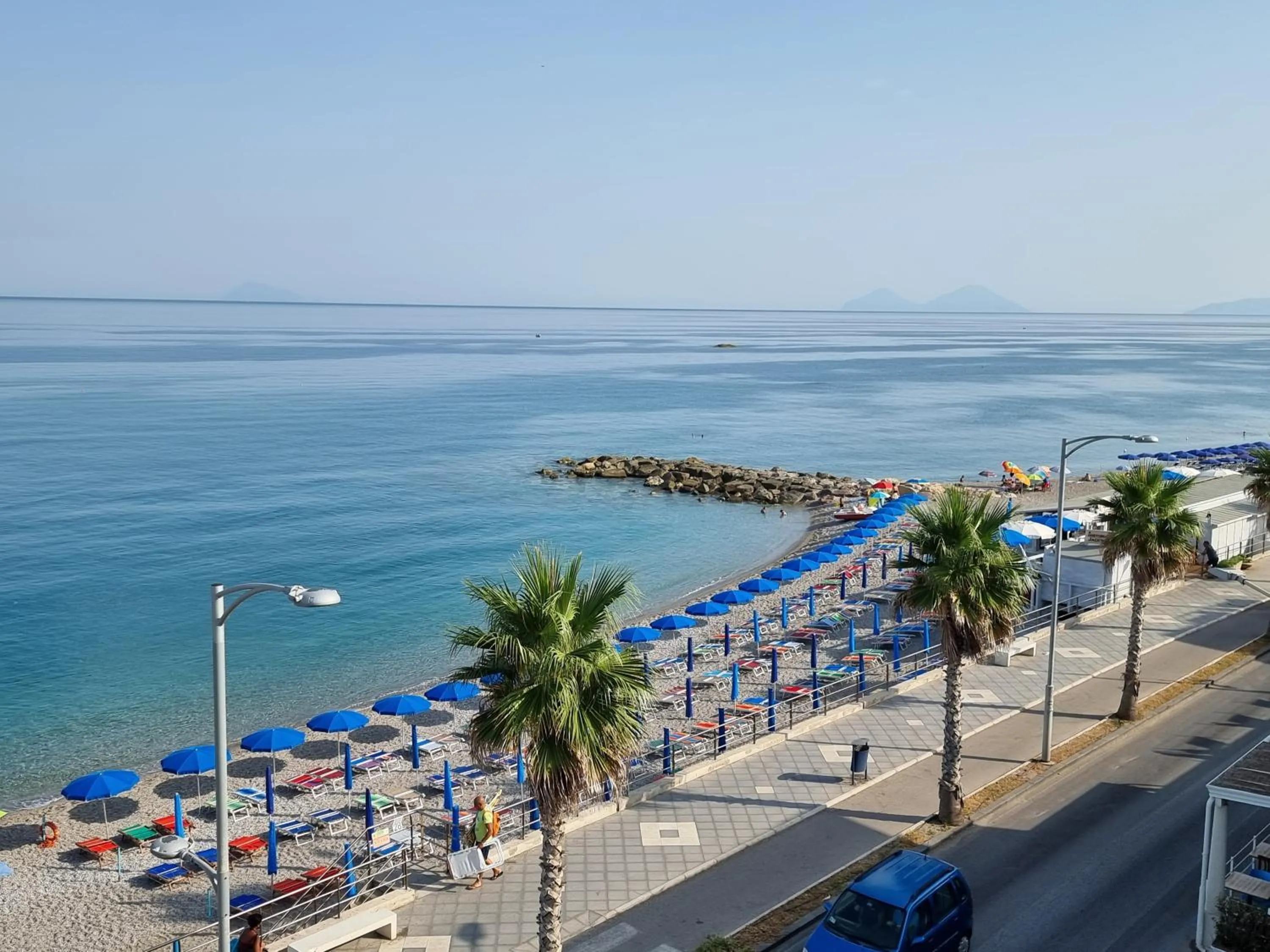 Beach in Abbronzatissima Capo d'Orlando