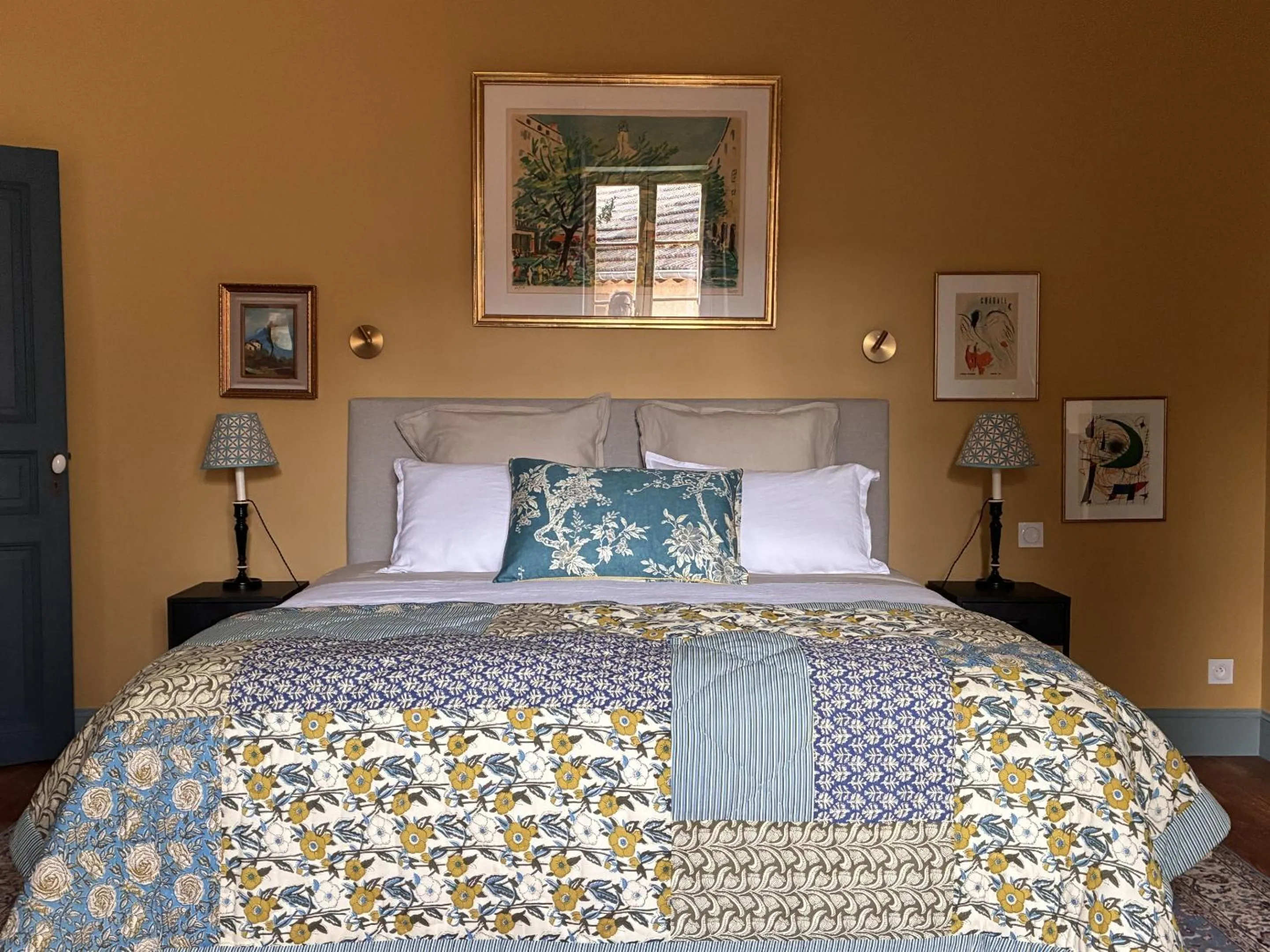 Bedroom, Bed in Maison d'hôtes "Les Tillets"