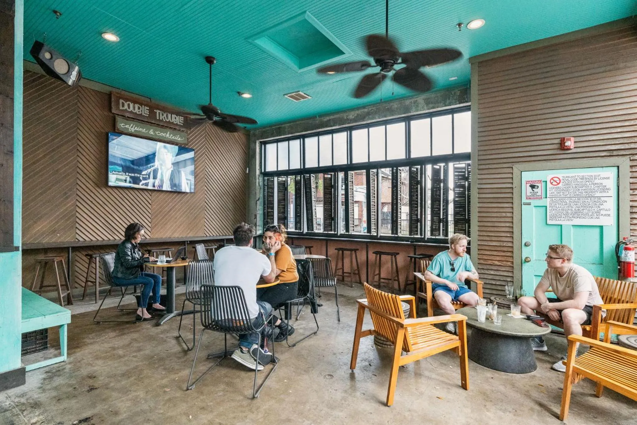 Neighbourhood in Lodgeur Midtown, Houston - close to Downtown & Texas Medical Center