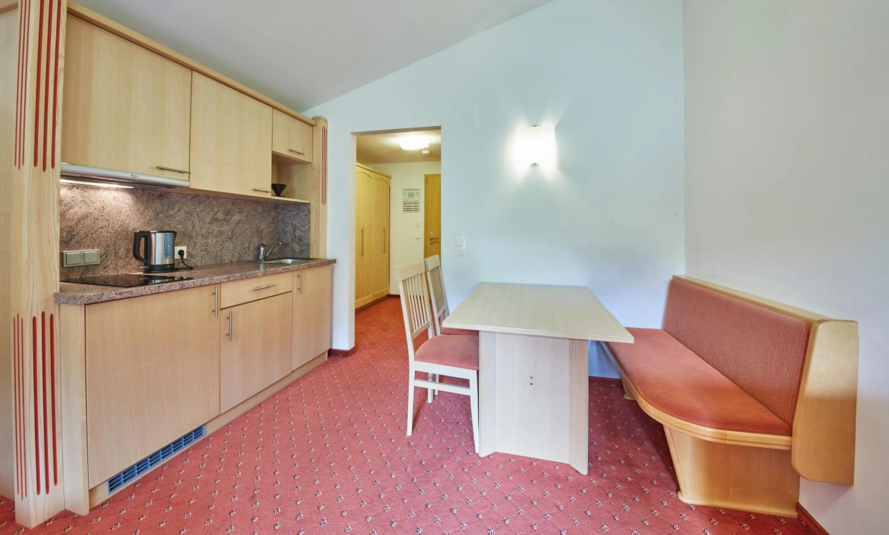 Kitchen or kitchenette in Hotel Gungau