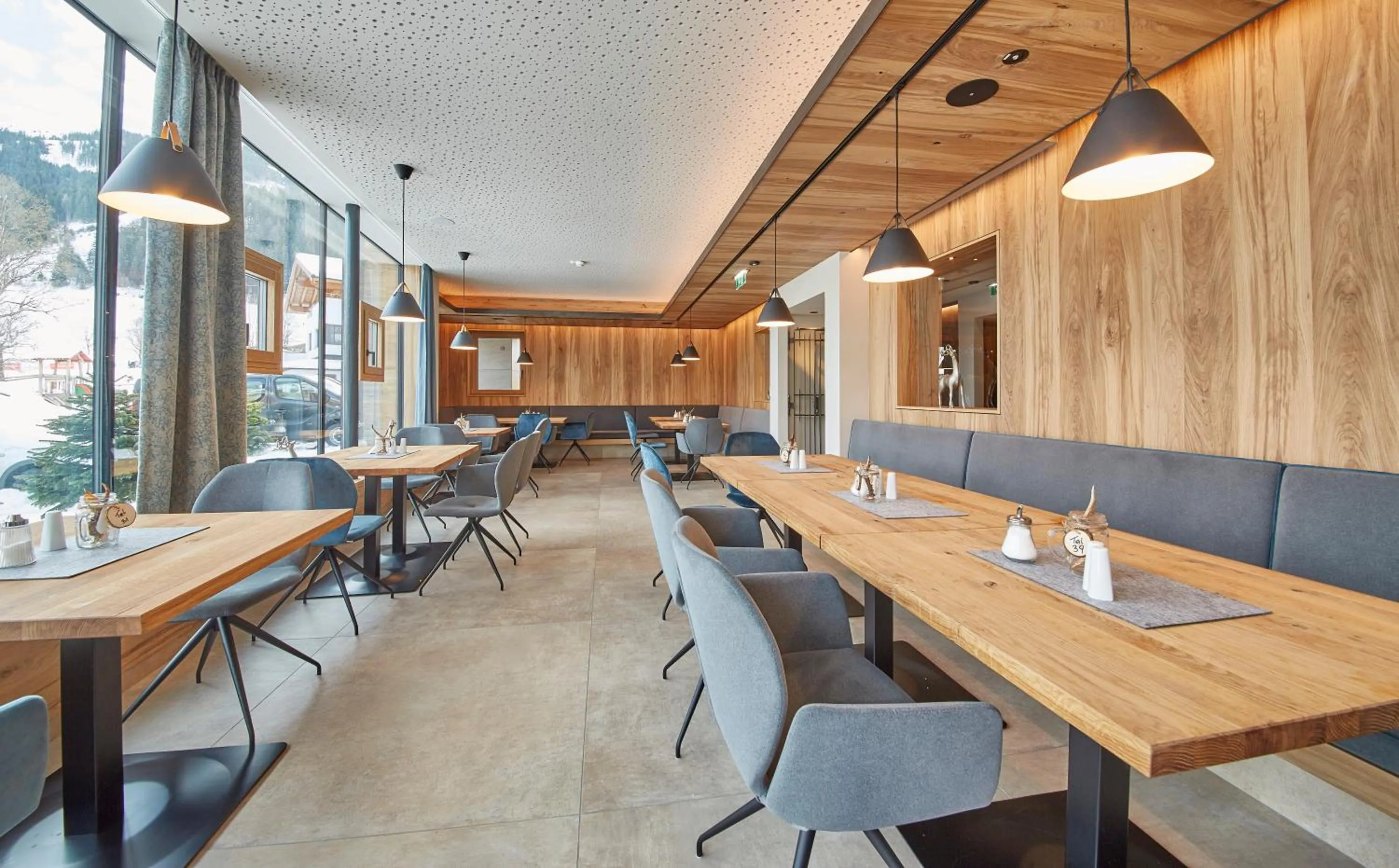 Restaurant/places to eat in Hotel Gungau