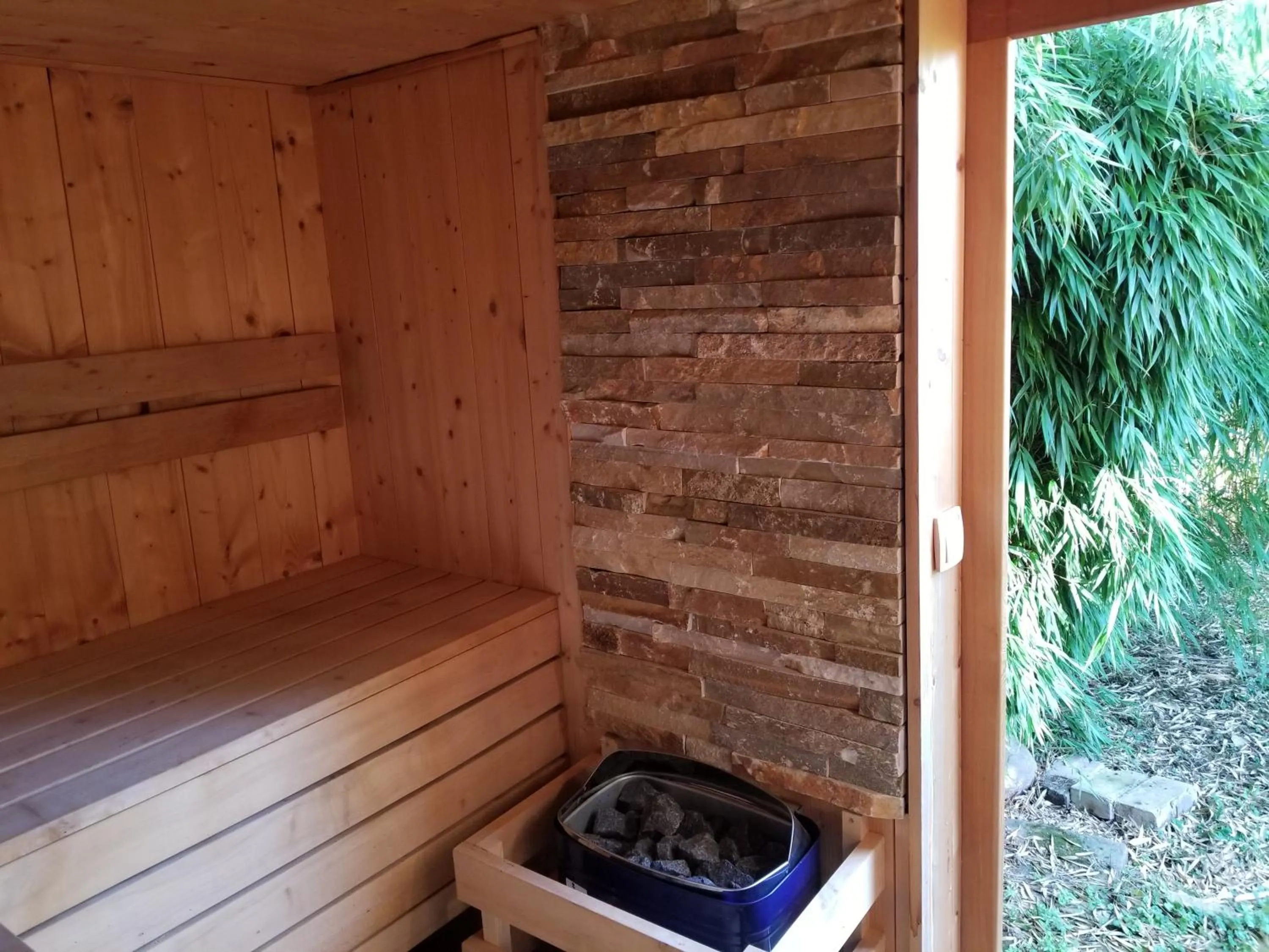 Sauna in chambre d'hôtes de charme, un temps en forêt