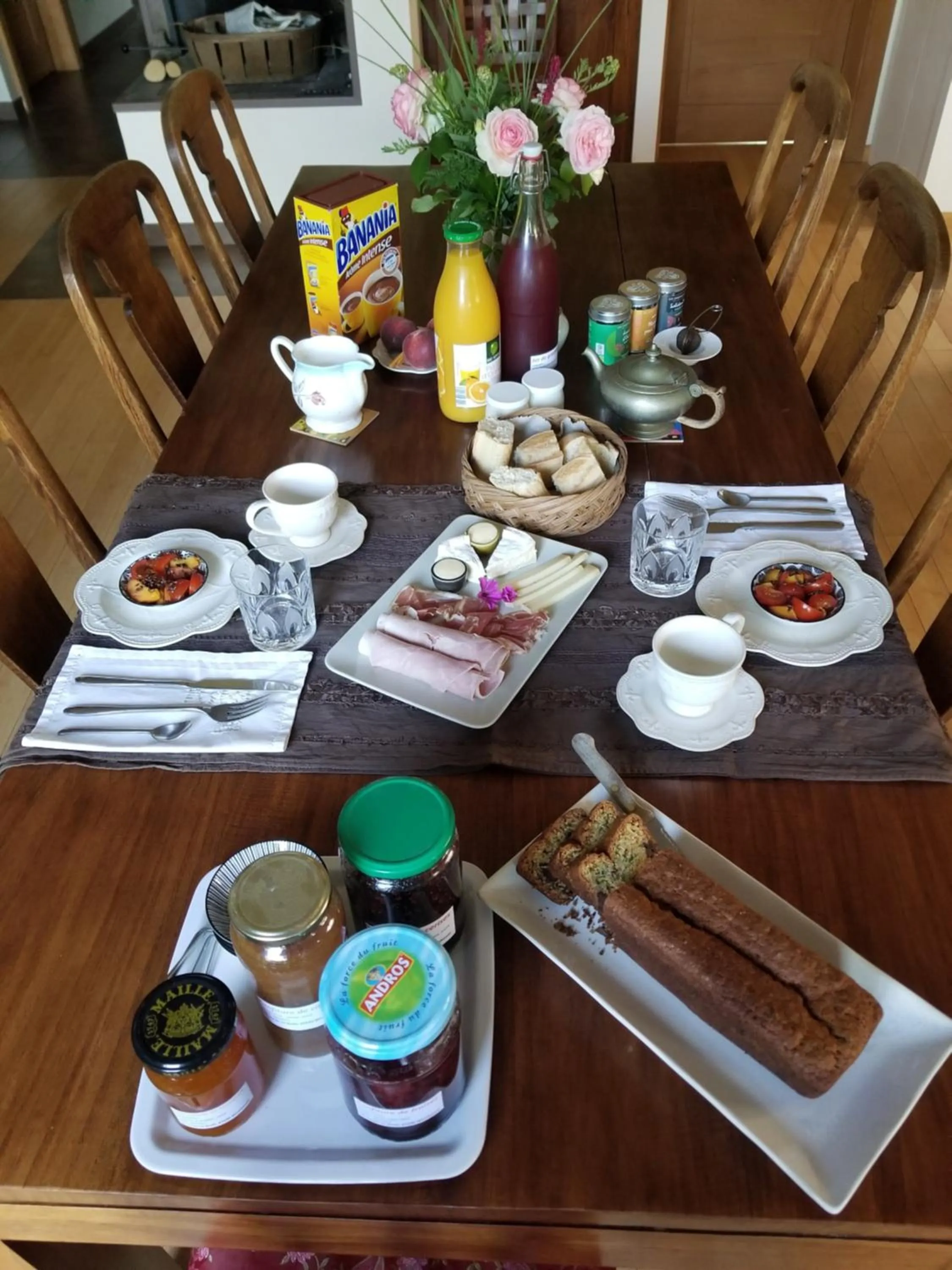 Breakfast in chambre d'hôtes de charme, un temps en forêt