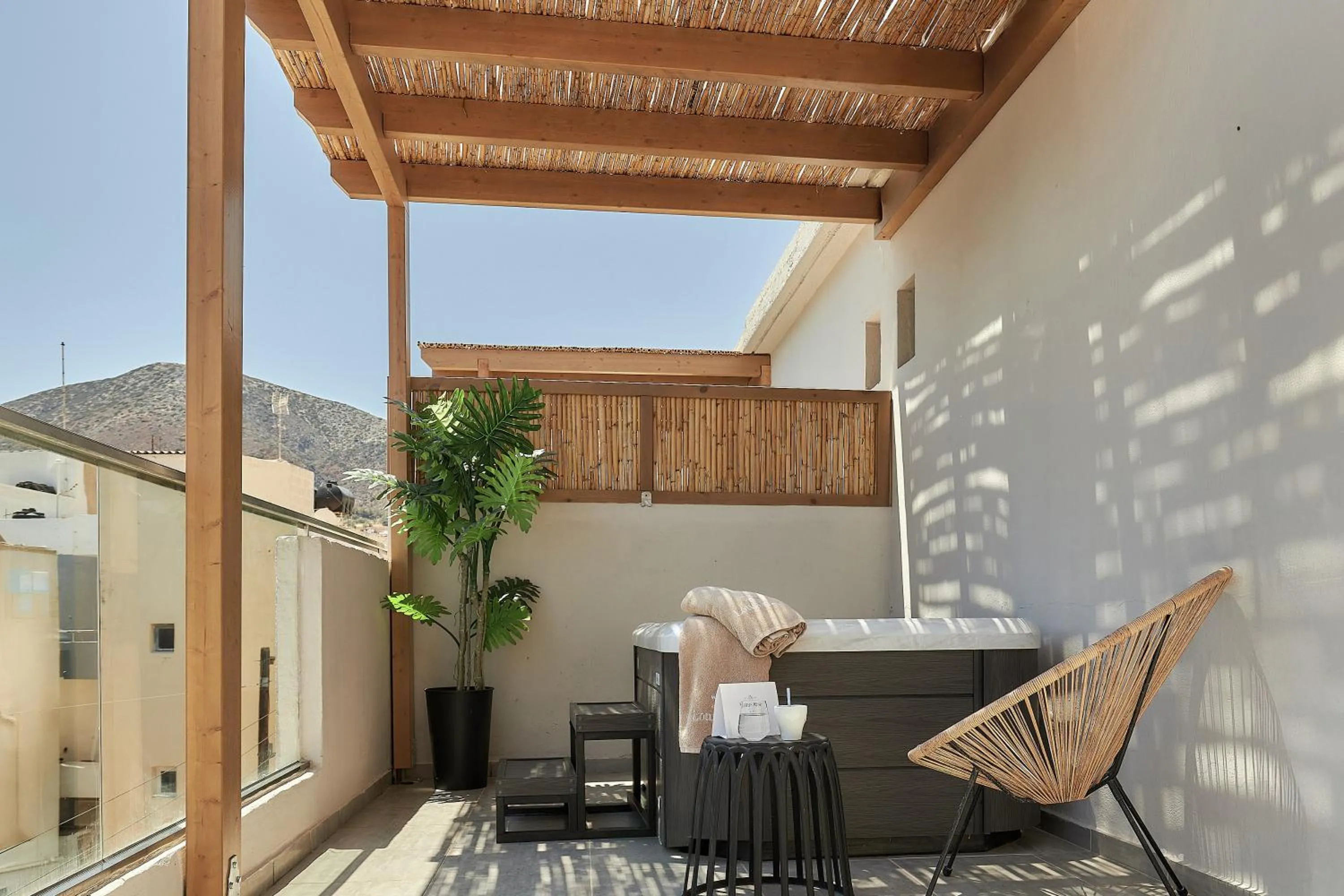 Hot Tub in Lotus Rise Hotel - Adults Only