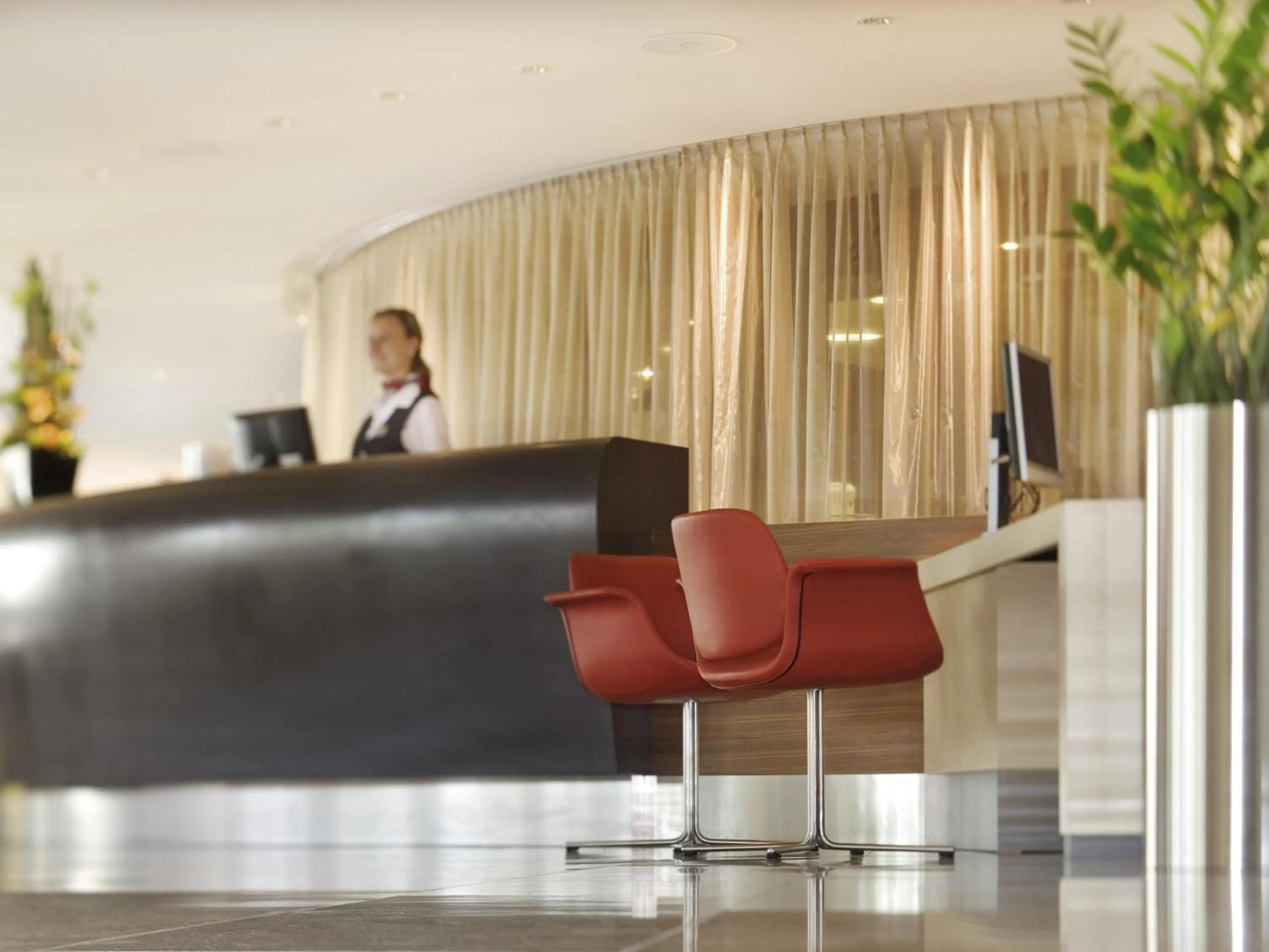 Bedroom in Mövenpick Hotel Zurich Airport