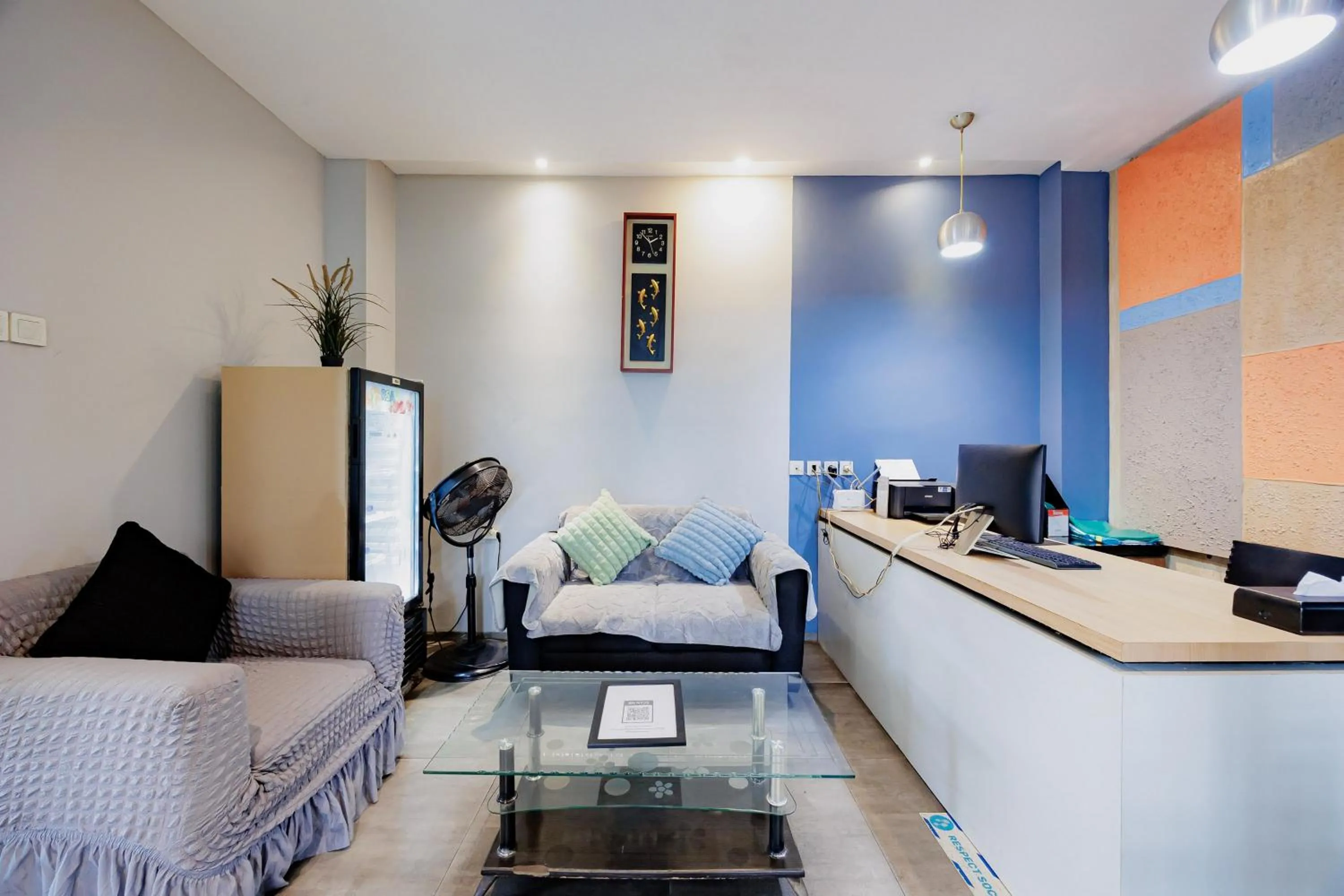 RedDoorz Plus near Radio Dalam 3