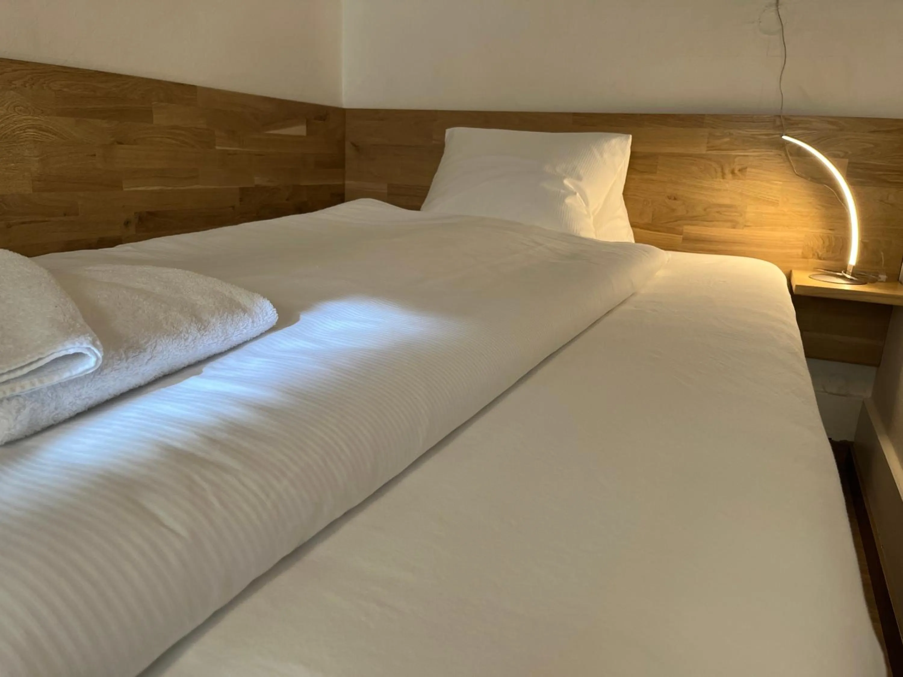 Photo of the whole room, Bed in Hotel Drei Könige