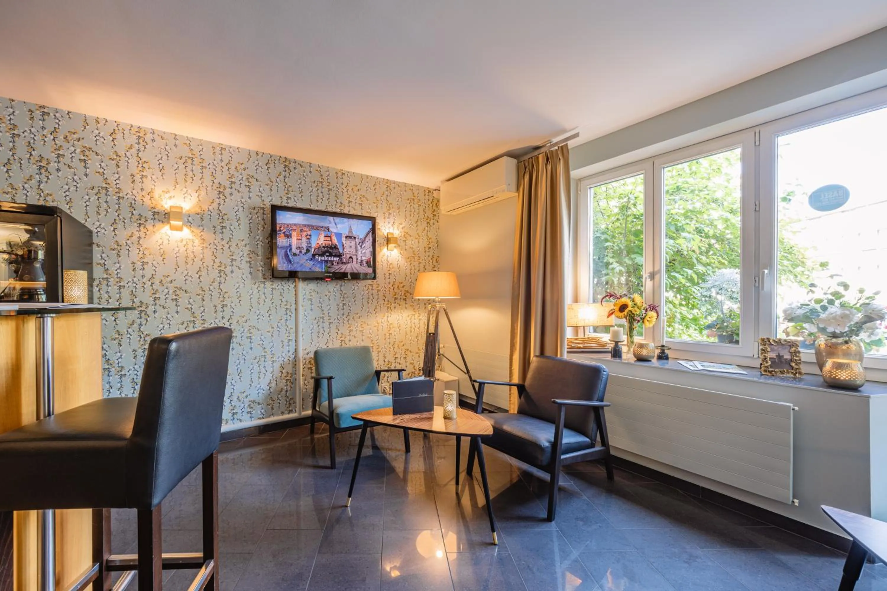 Lounge or bar in Hotel Spalentor - Ihr sympathisches Stadthotel