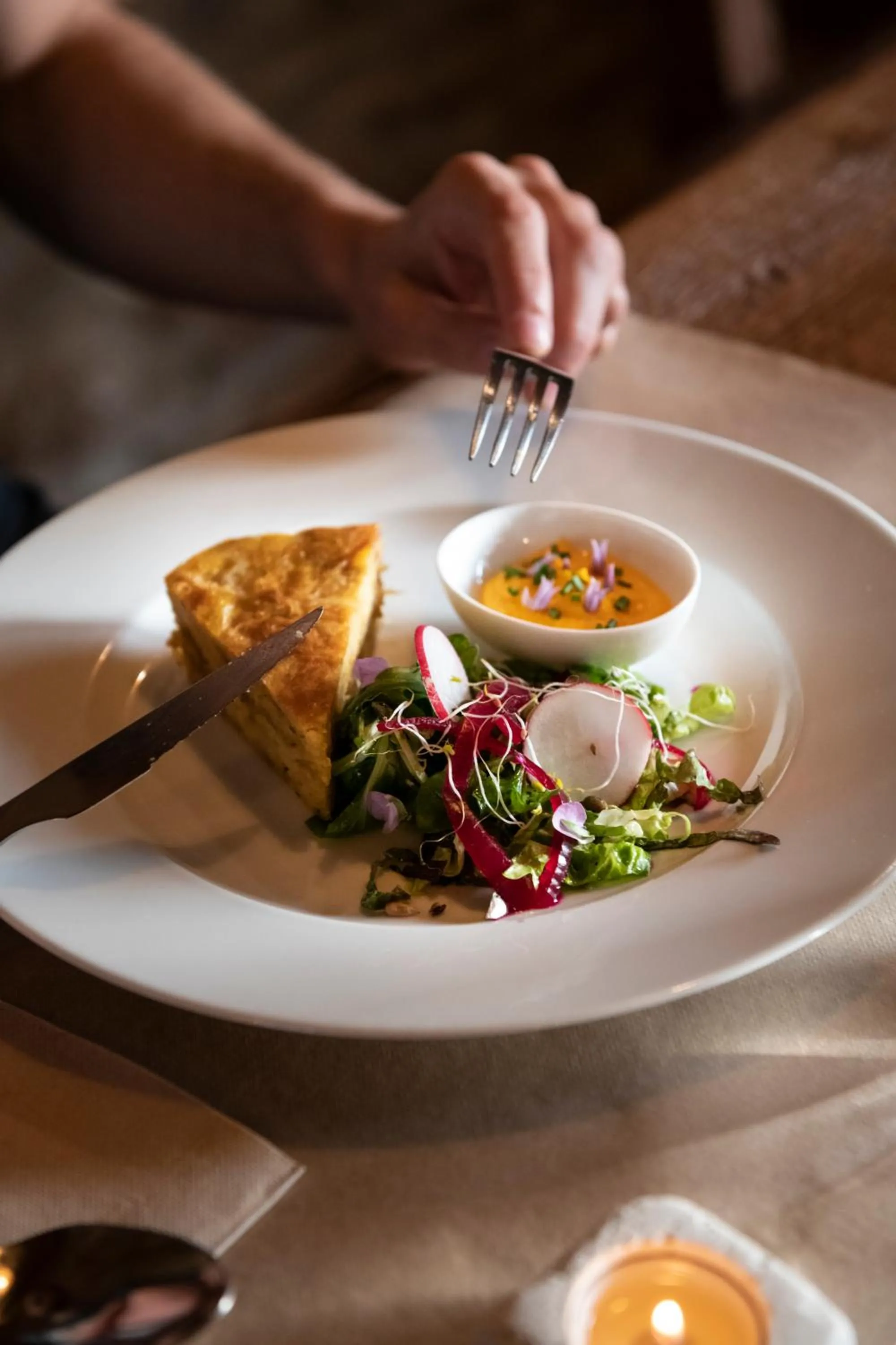 Restaurant/places to eat in ECOTurisme Can Buch HOTEL