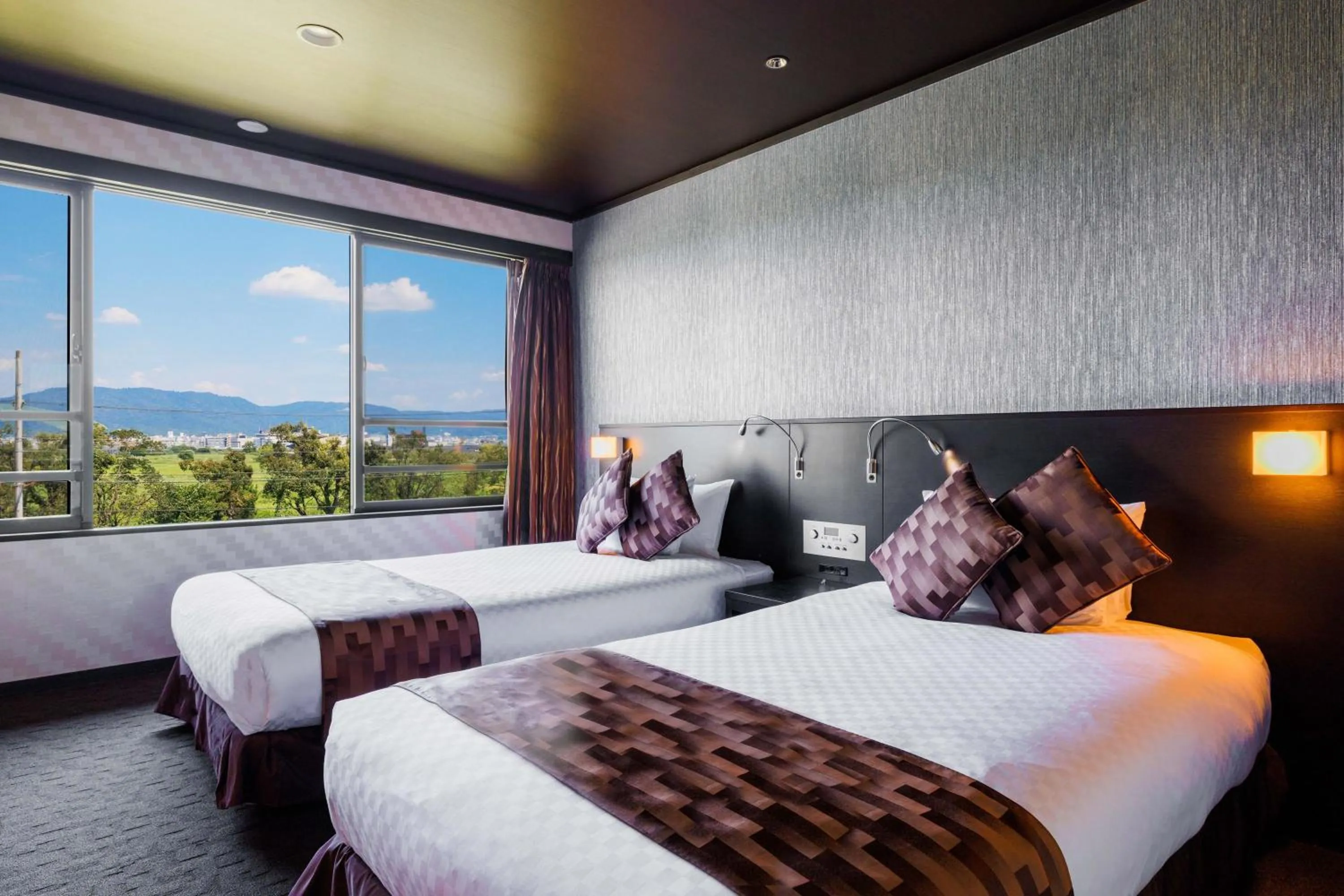 Photo of the whole room, Bed in KAMENOI HOTEL Nara