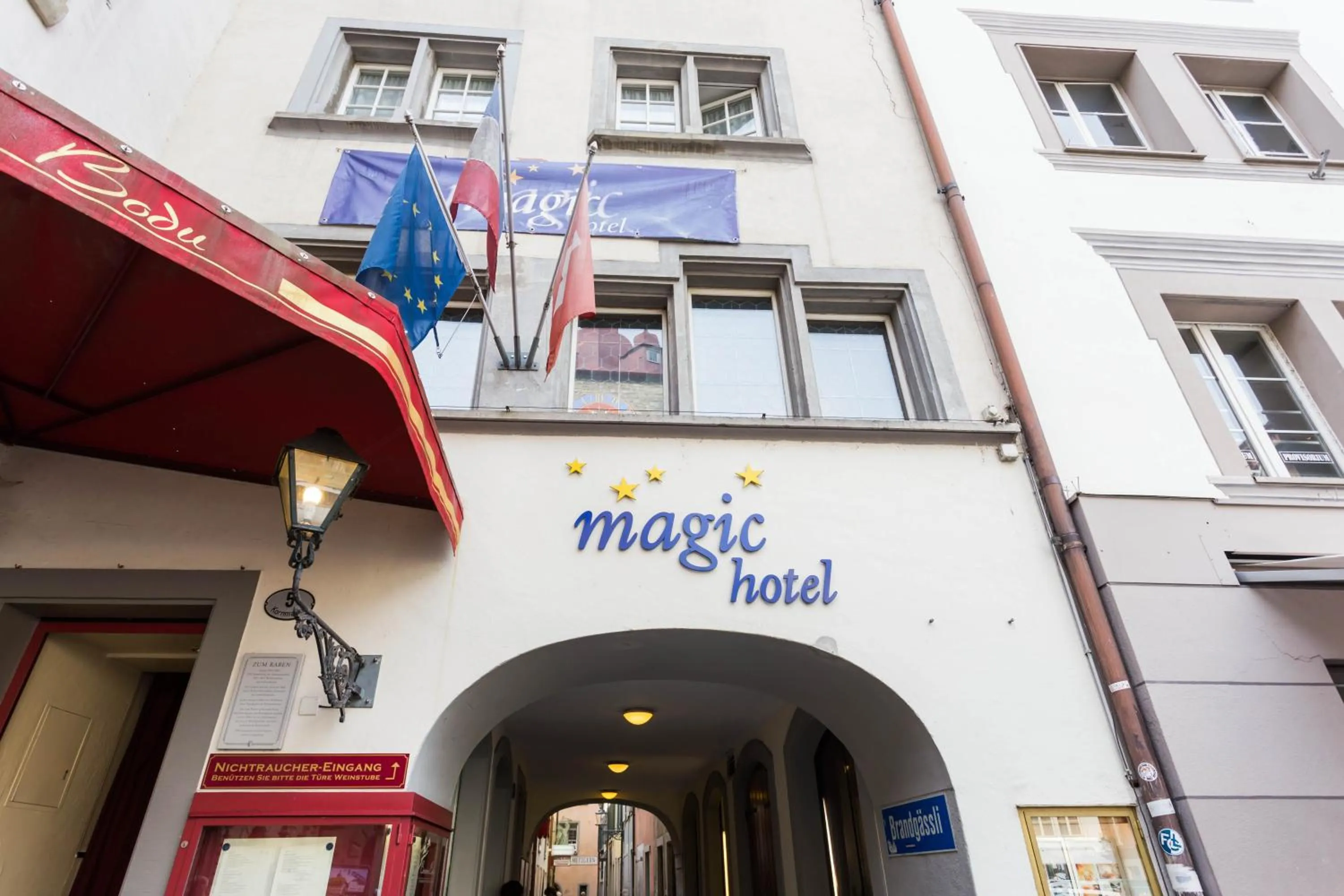 Facade/entrance in Altstadt Hotel Magic Luzern