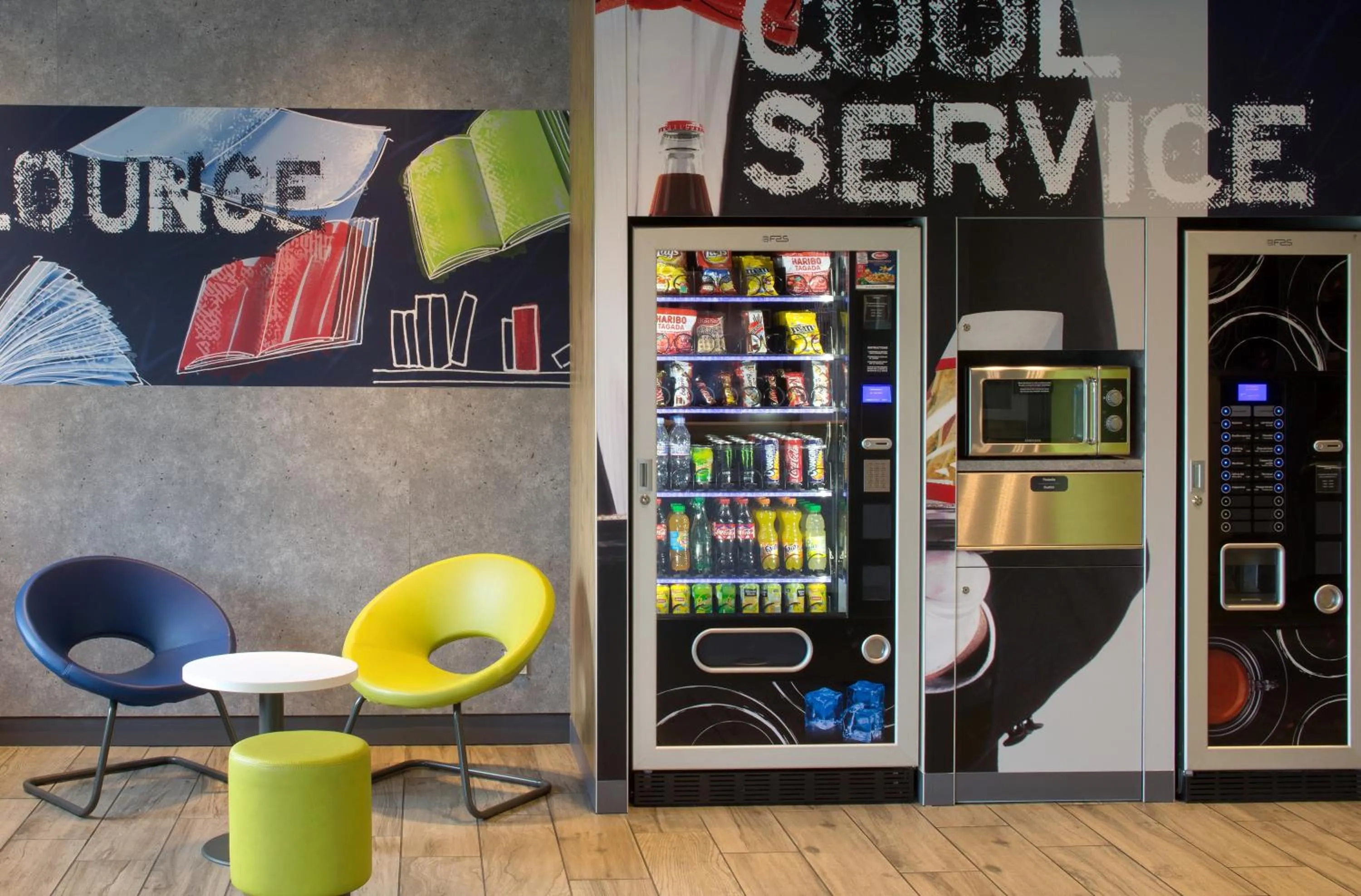 Living room in ibis budget Montceau les Mines