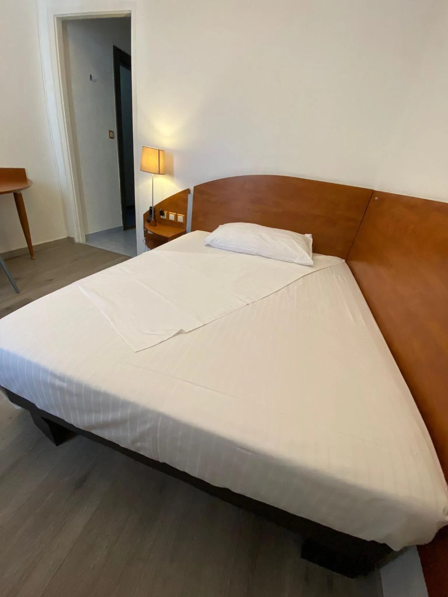 Bed in Hotel Admiral