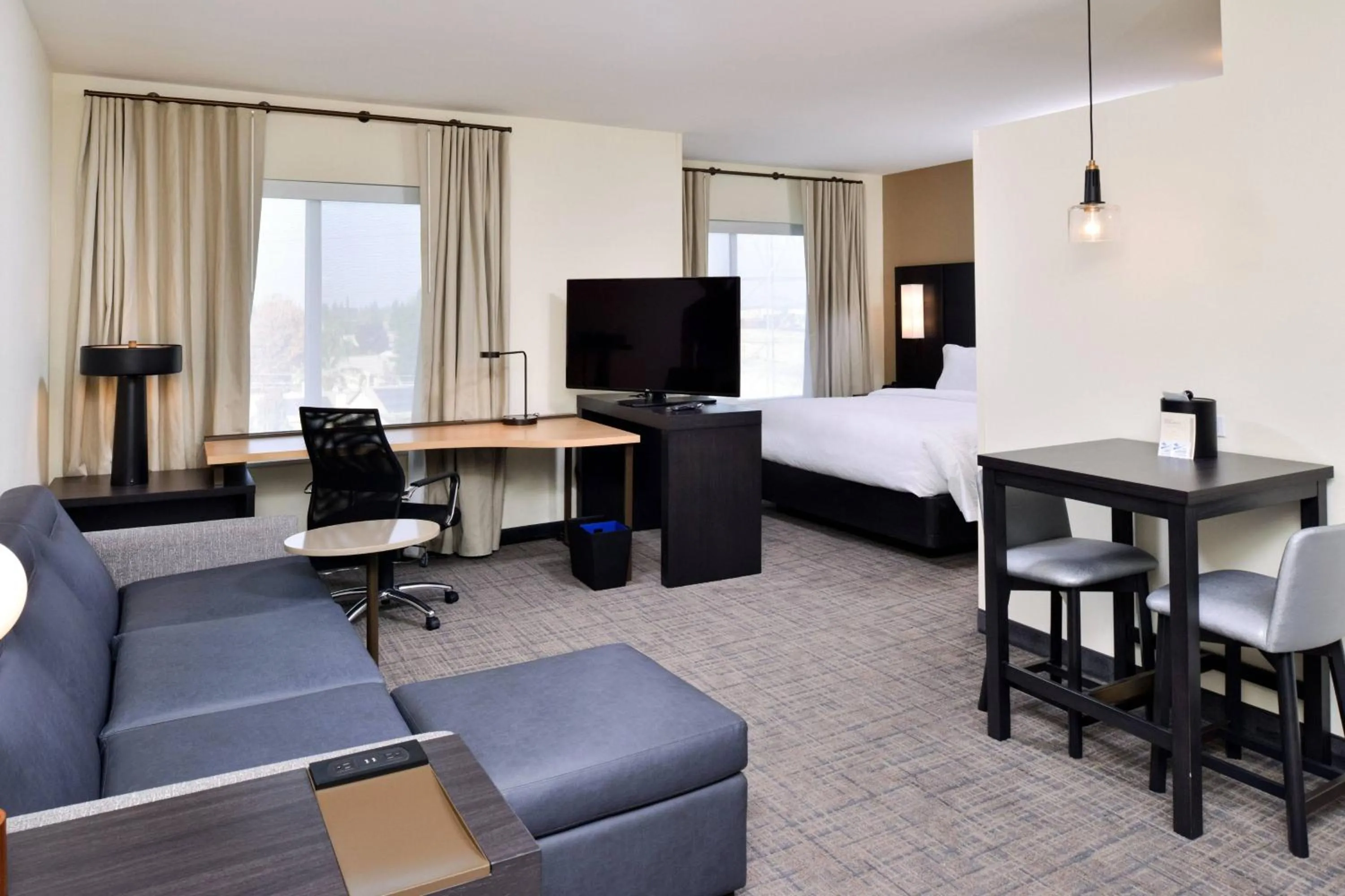 Photo of the whole room in Residence Inn by Marriott Bakersfield West