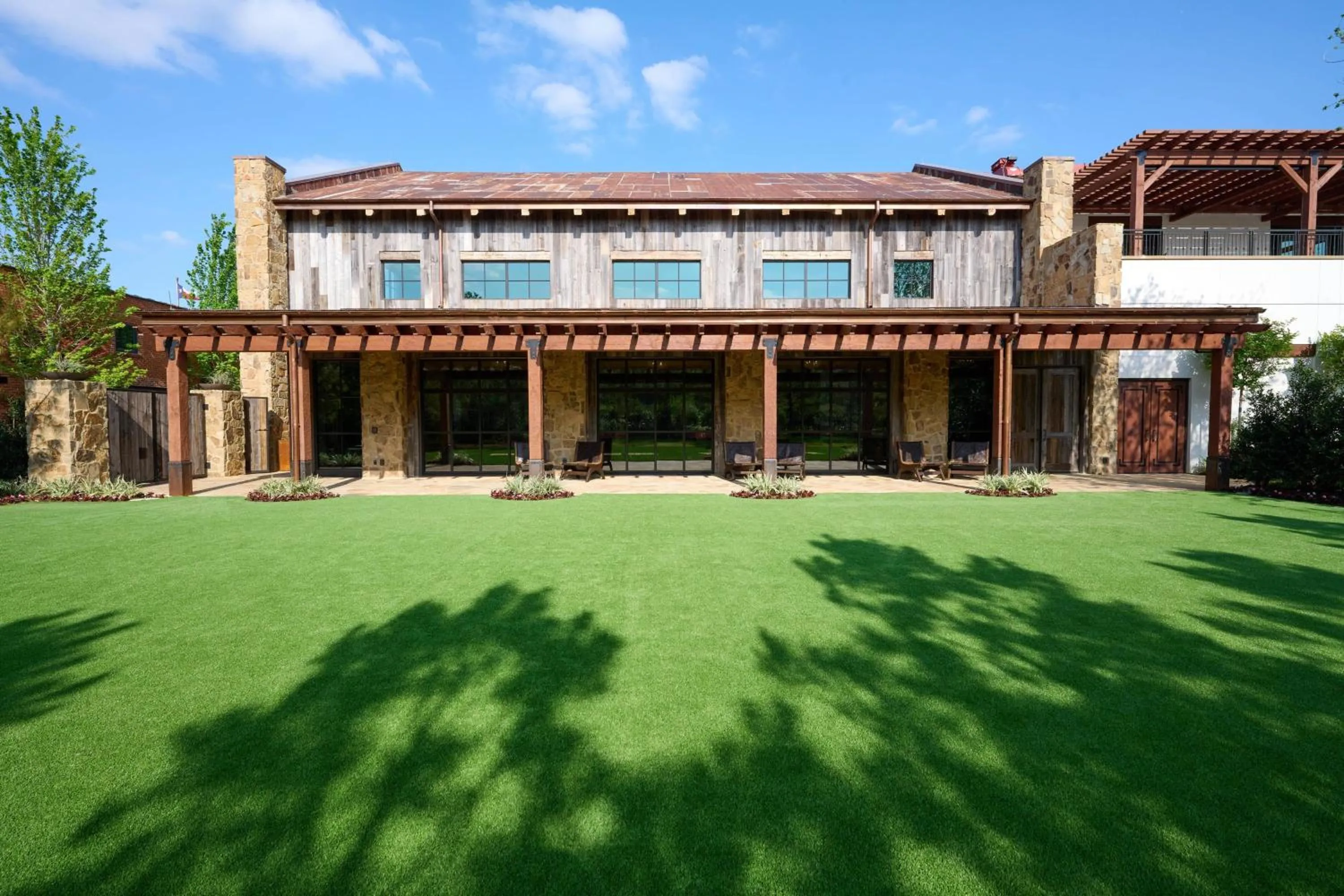 Lounge or bar in Hotel Drover, Autograph Collection