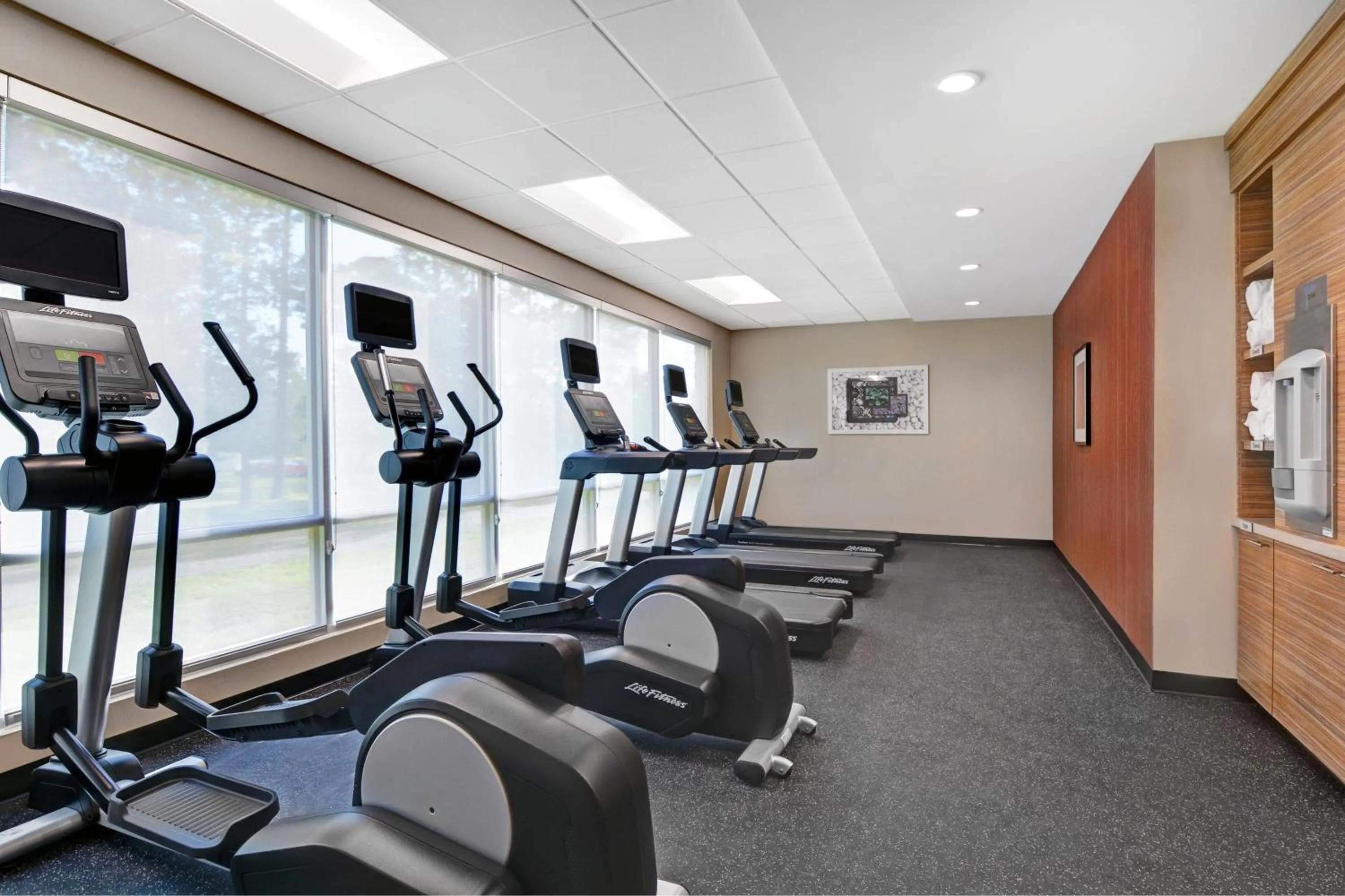 Fitness centre/facilities in TownePlace Suites by Marriott Jacksonville East