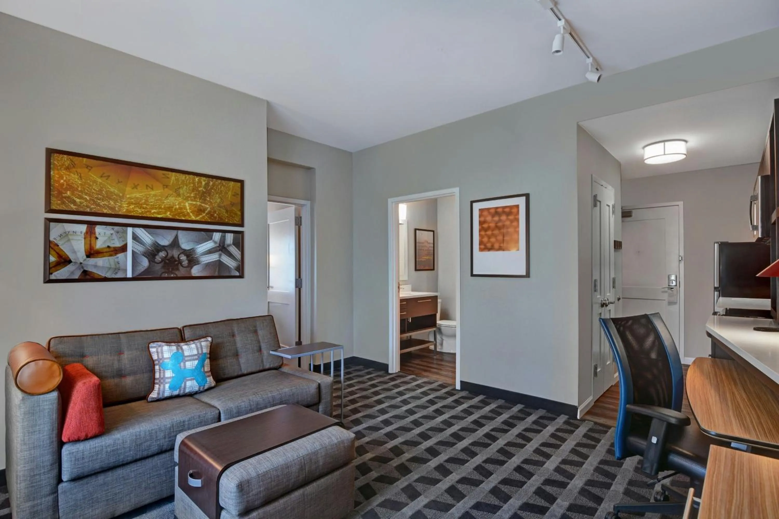 Living room in TownePlace Suites by Marriott Jacksonville East