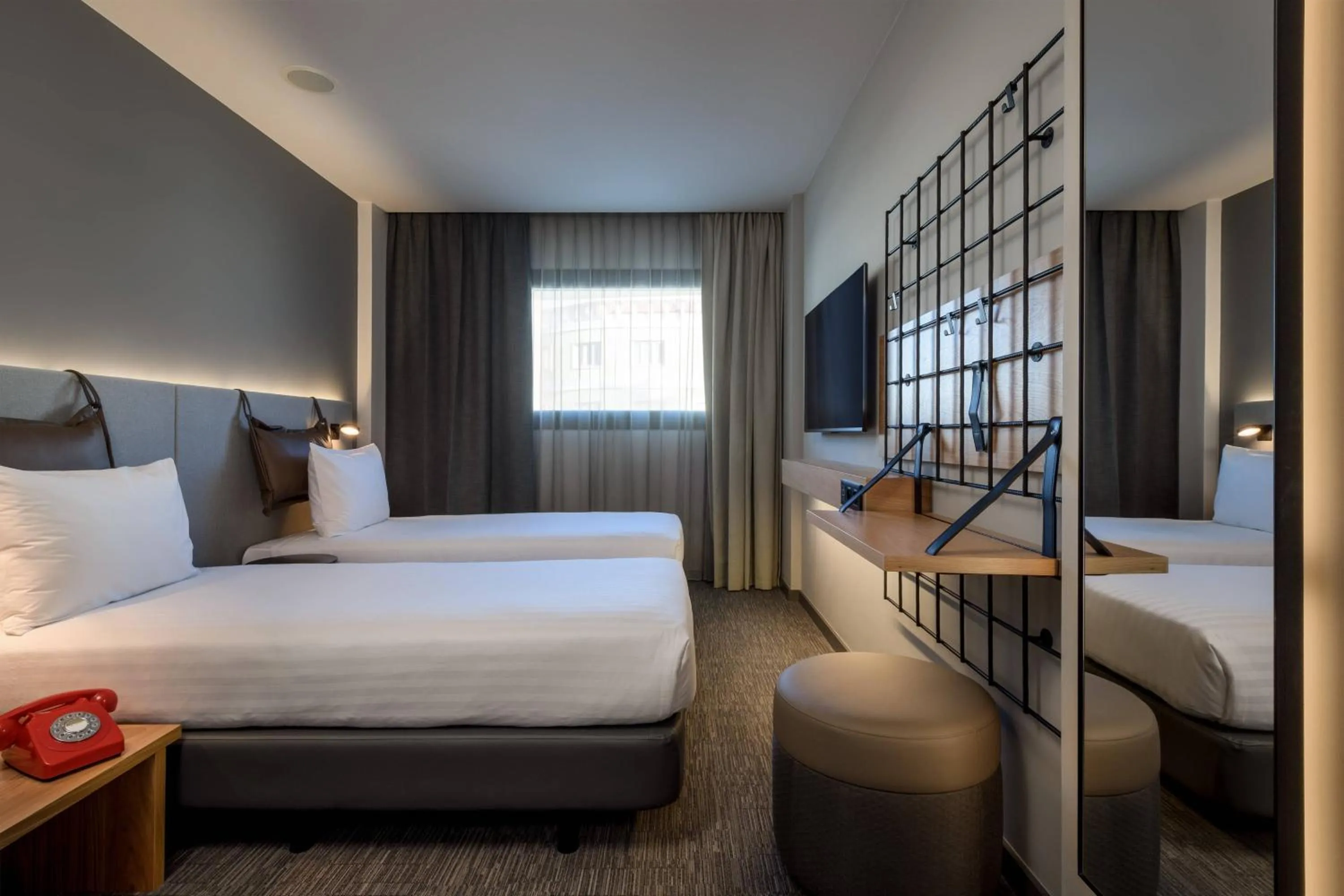 Photo of the whole room, Bed in Moxy Lisbon City