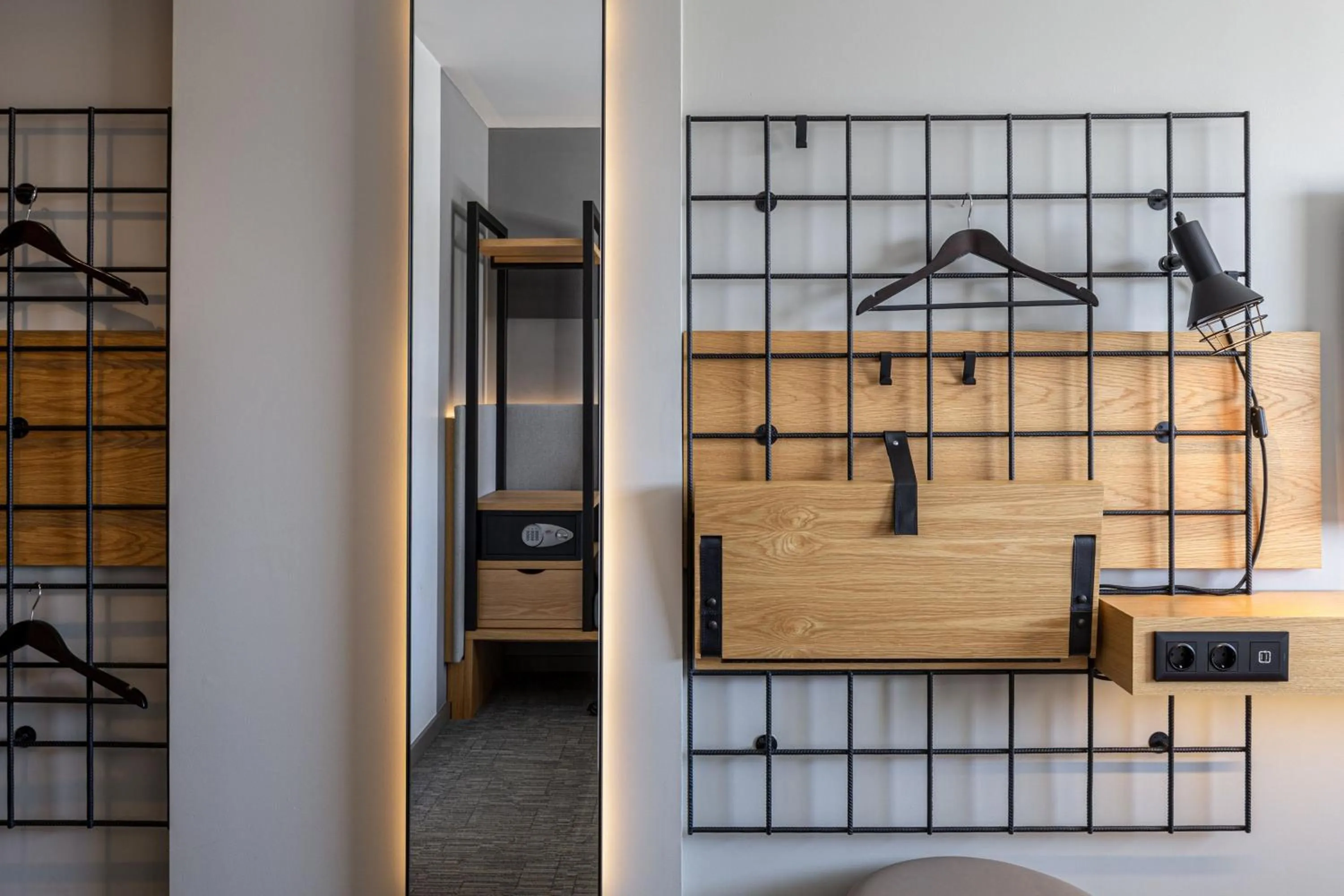 Photo of the whole room, Bed in Moxy Lisbon City