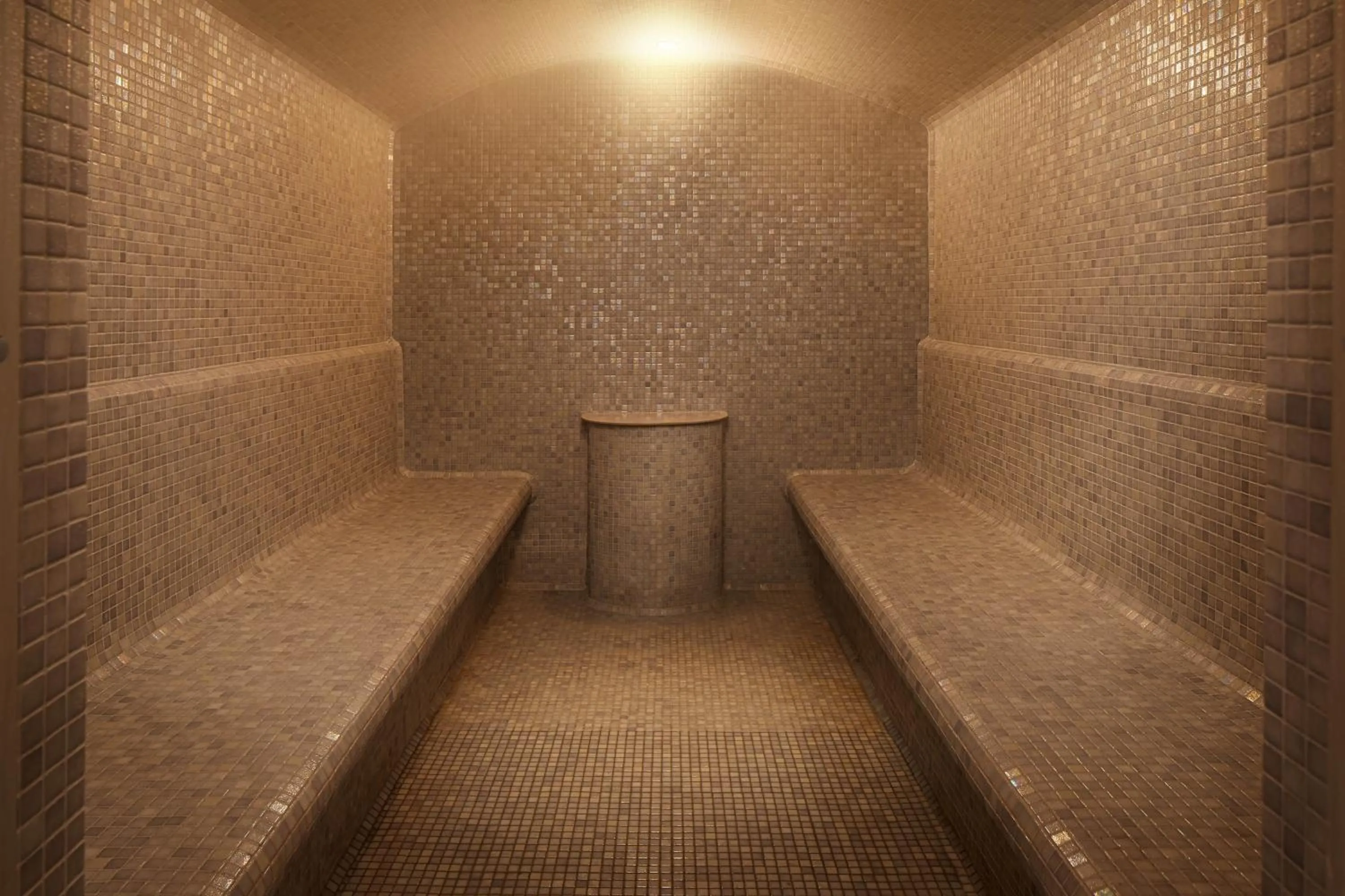 Fitness centre/facilities in Four Points by Sheraton Prishtina City