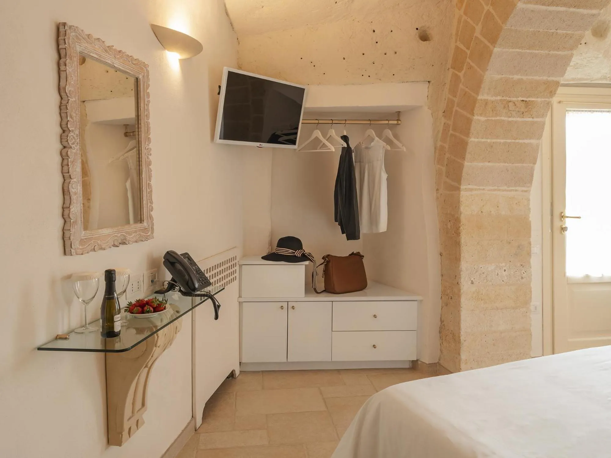 Bedroom, Bed in Palazzo Degli Abati