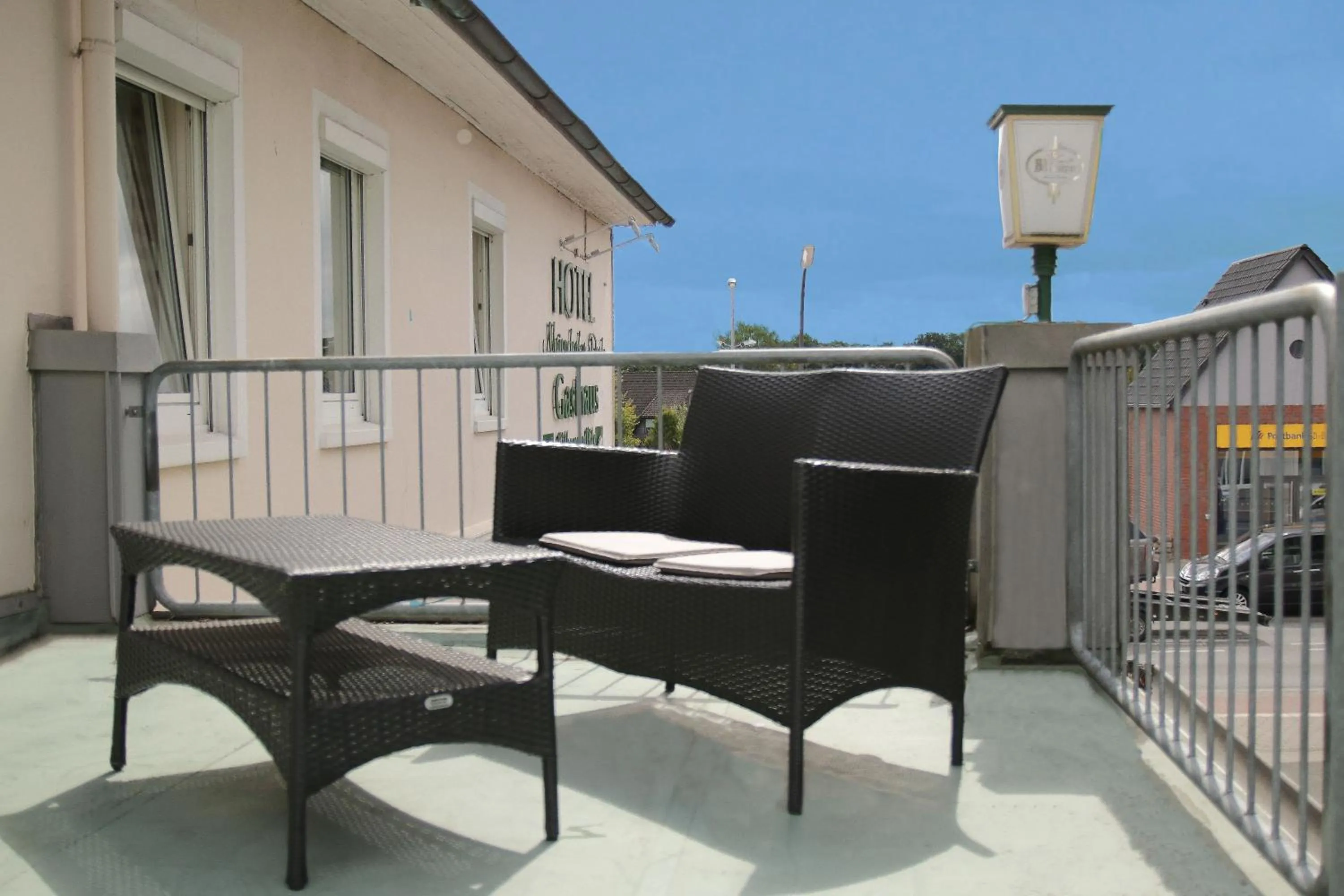 Balcony/Terrace in Hotel Meiendorfer Park free parking