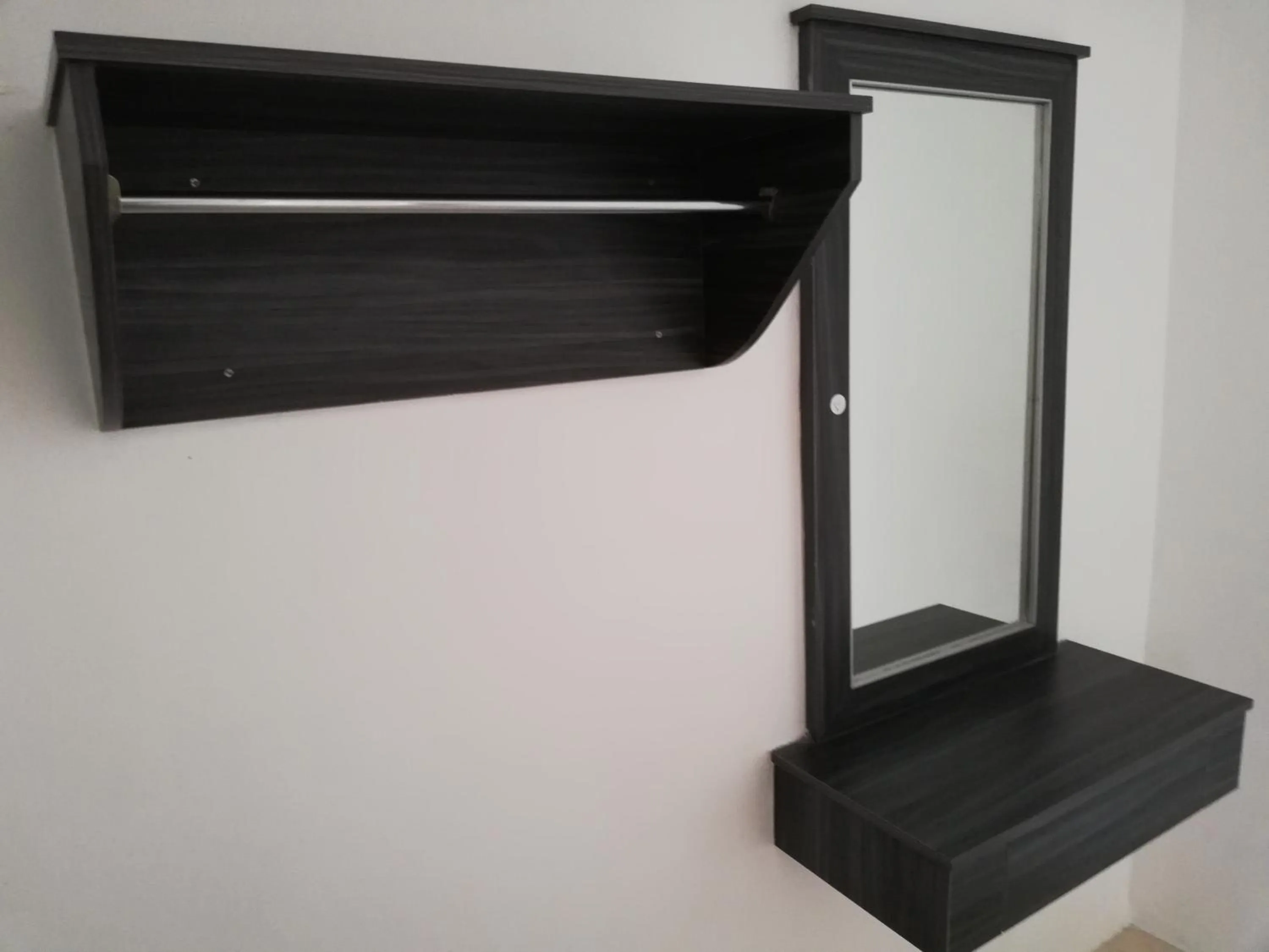 wardrobe in Green View Home Cameron Highlands