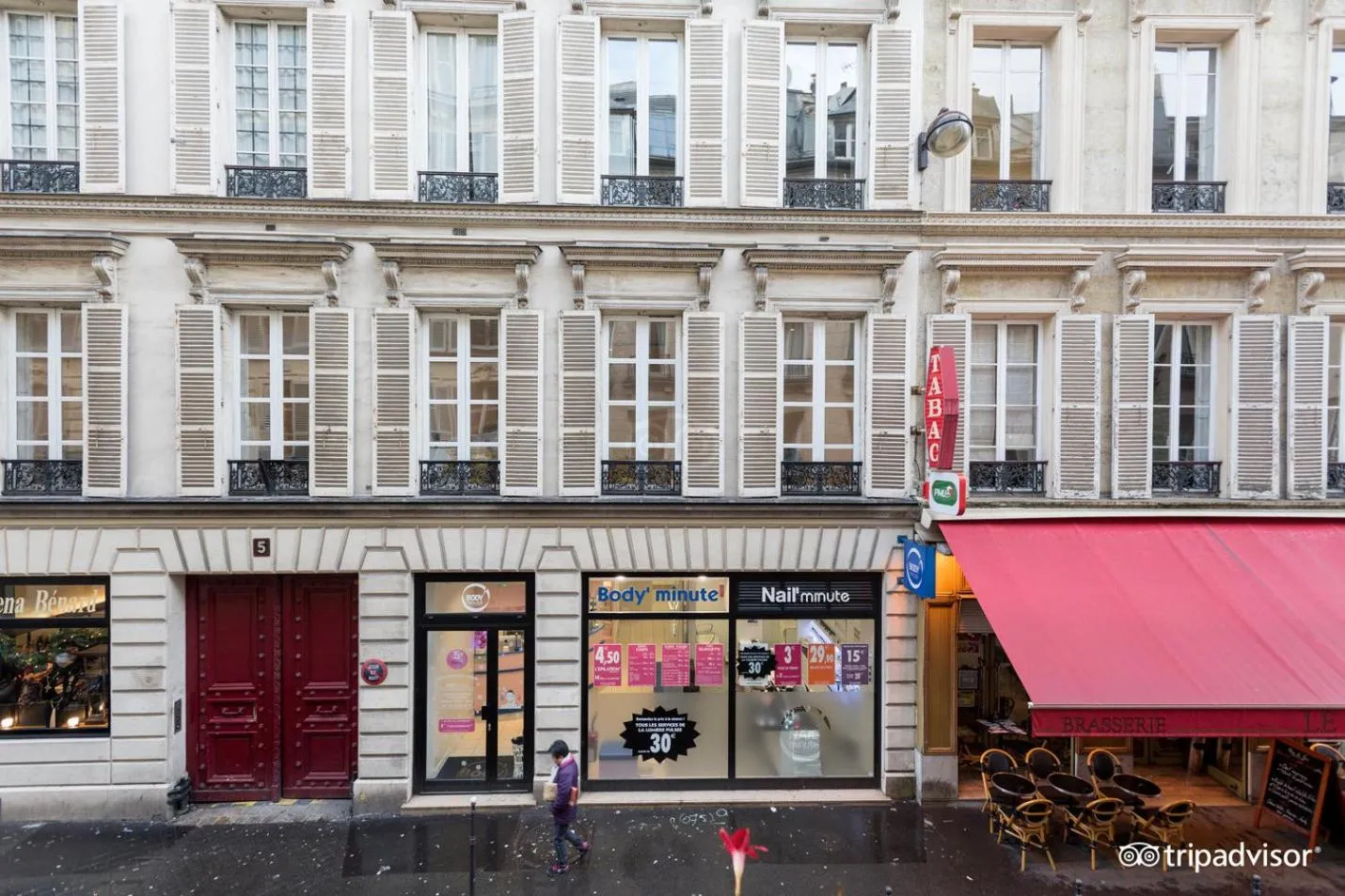 City view in Hôtel La Sanguine