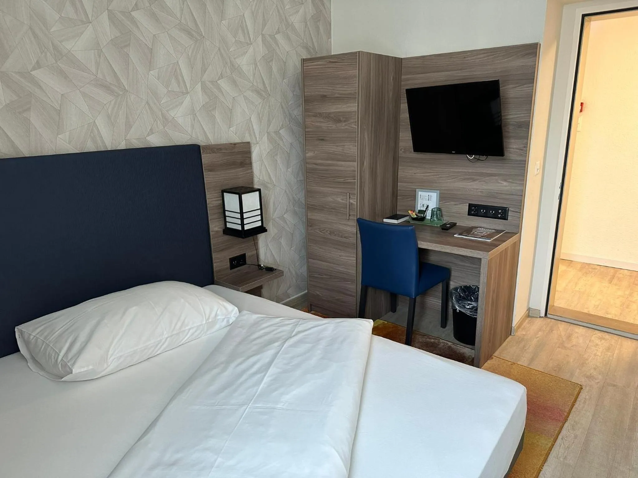 TV and multimedia, Bed in Hotel Spatz