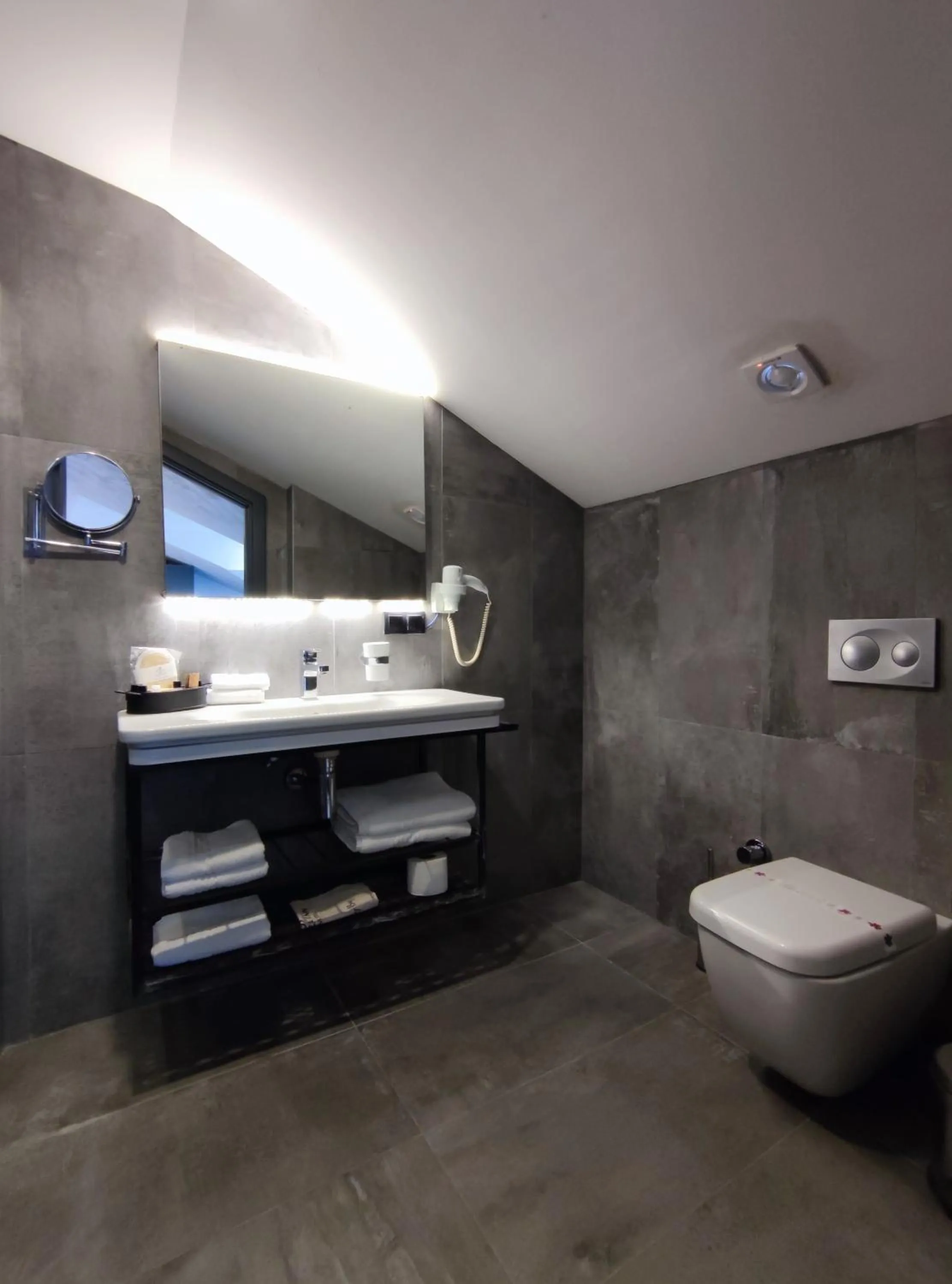 Bathroom in Skopea Inn Exclusive Hotel