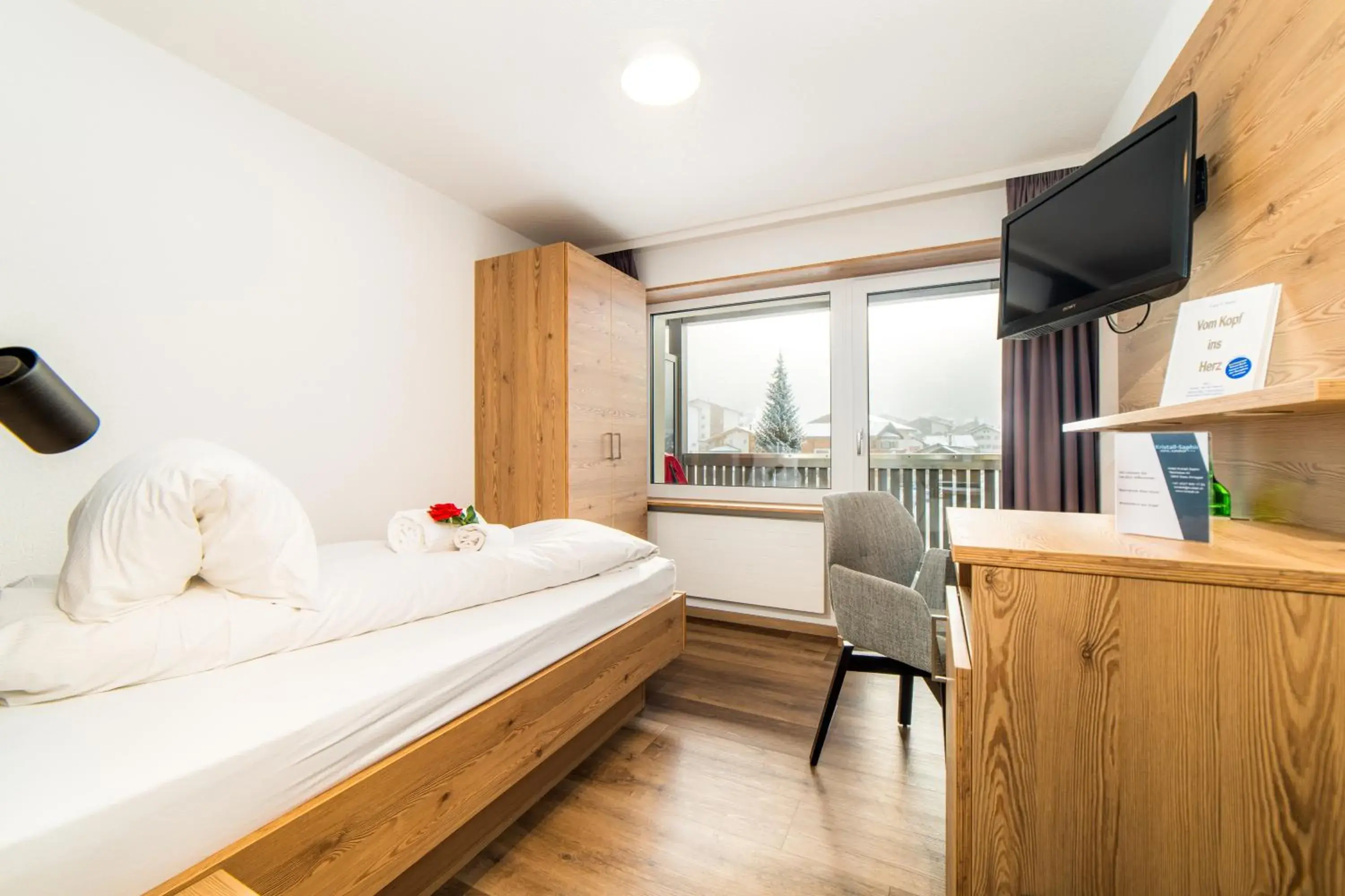 Single Room in Hotel Kristall-Saphir Superior Single Room in Hotel Kristall-Saphir Superior