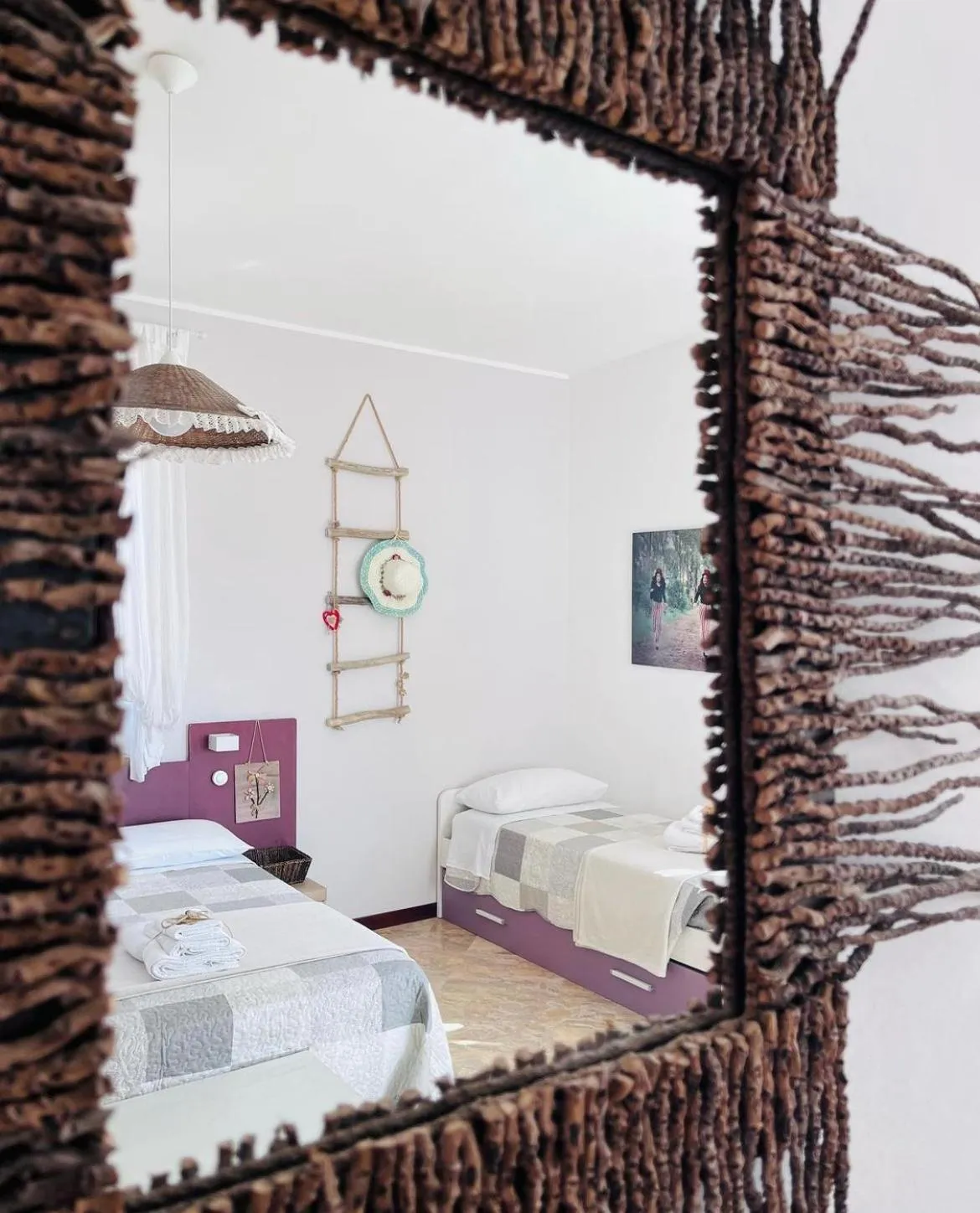 Decorative detail, Bed in B&B DOÑA FLOR