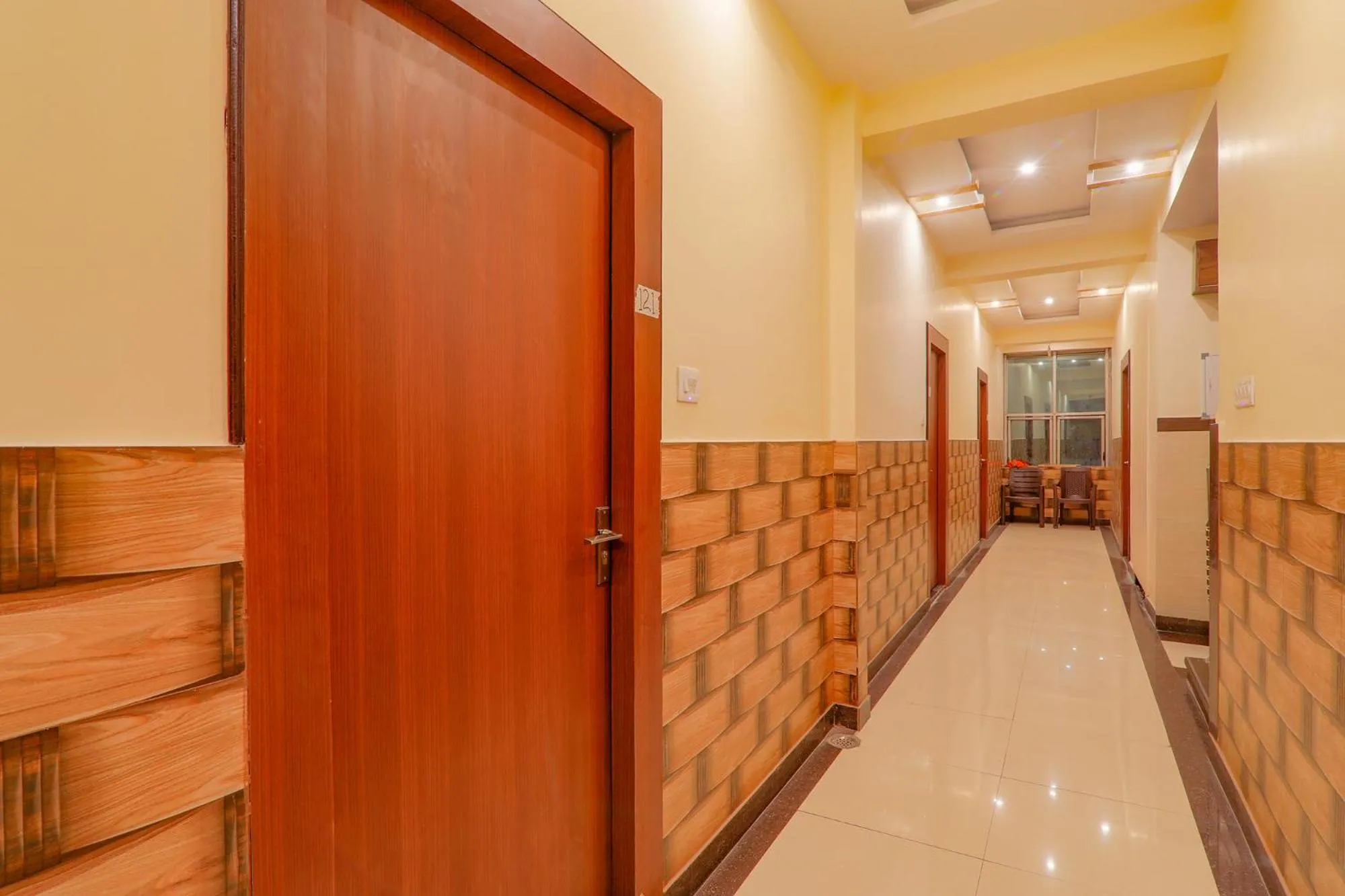 Lobby or reception in FabHotel Shree Galaxy