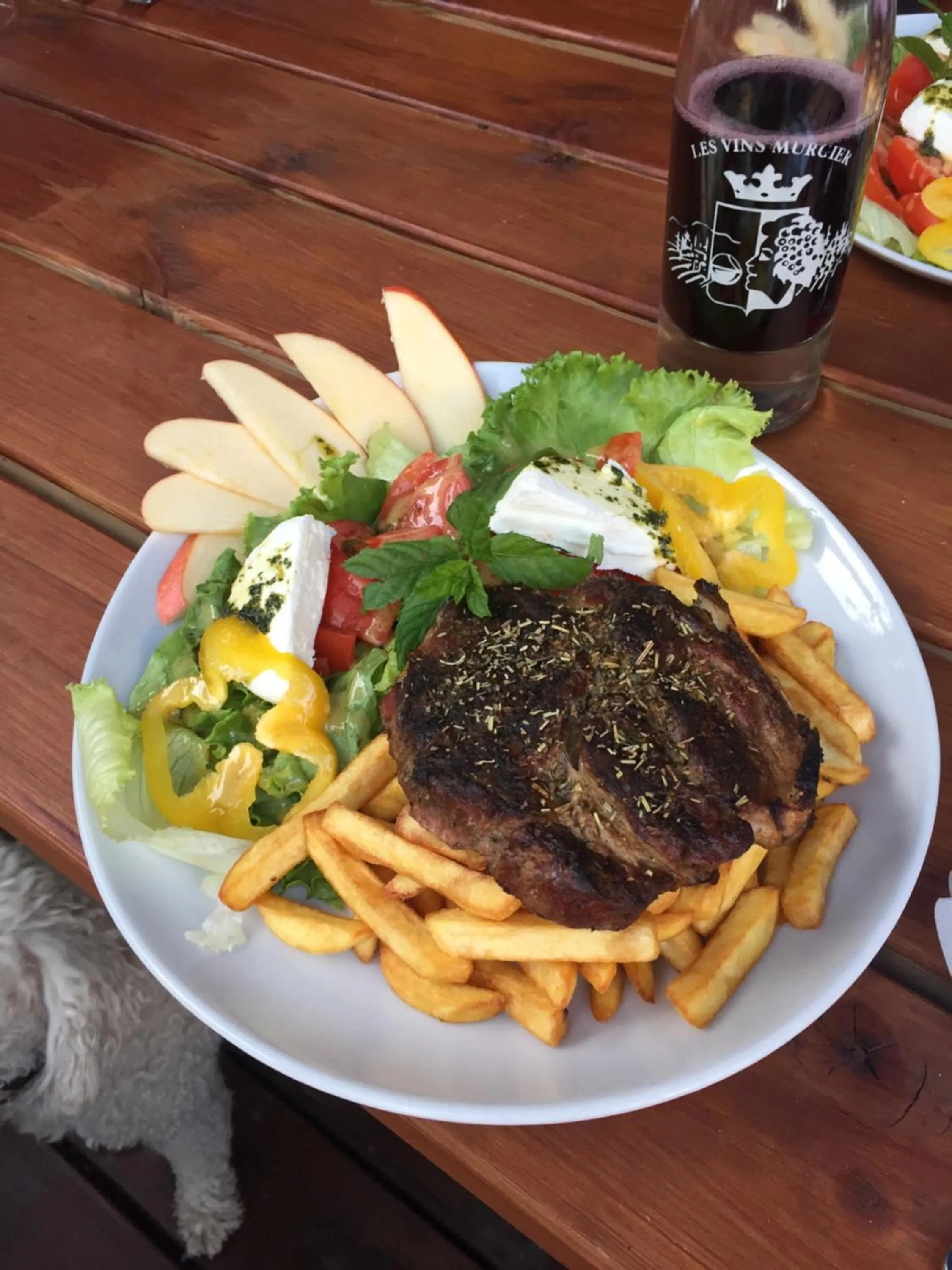 Food and drinks in Chambres d hotes THE RESID