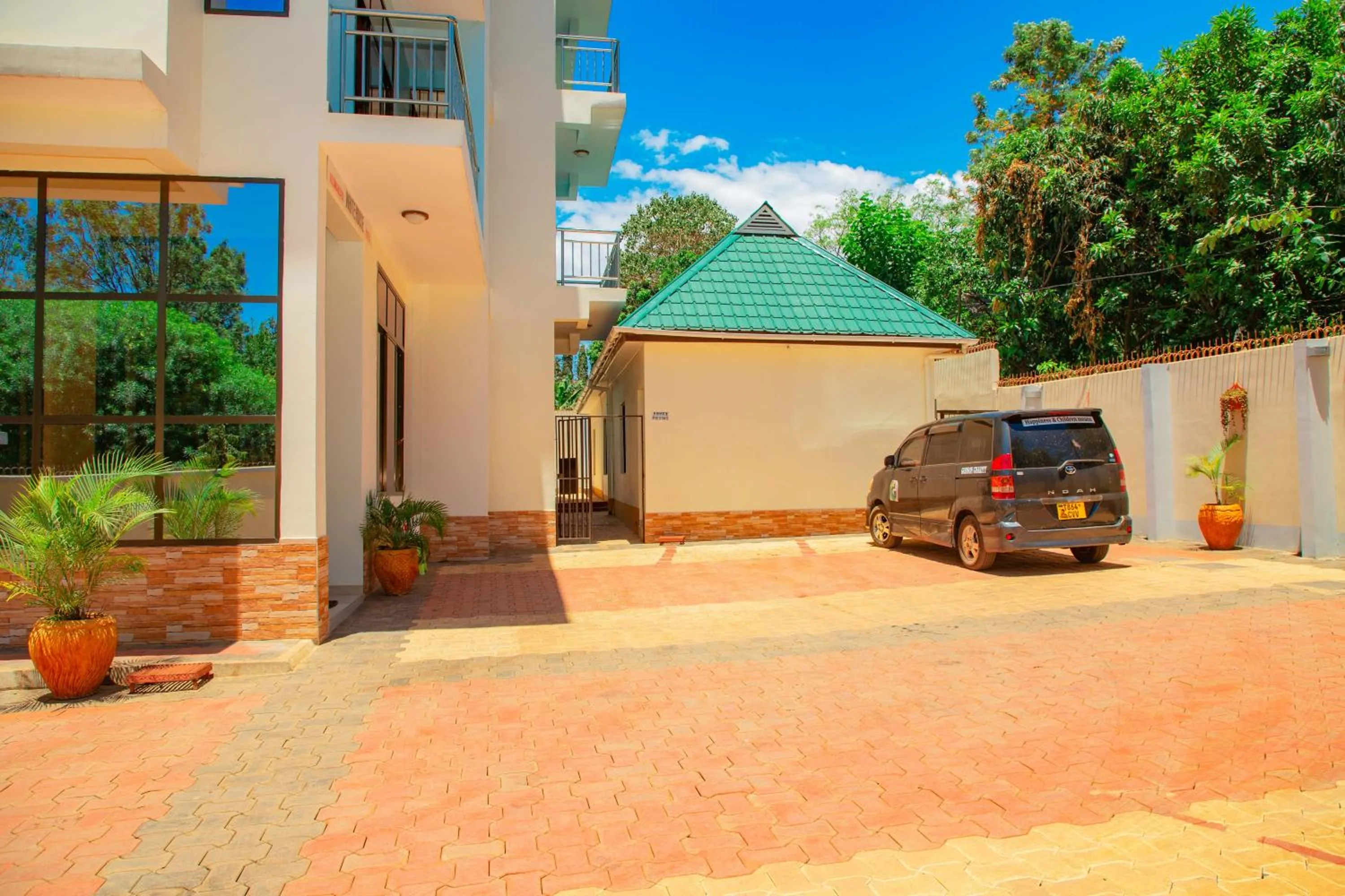 Property building in Kilimanjaro White House Hotel