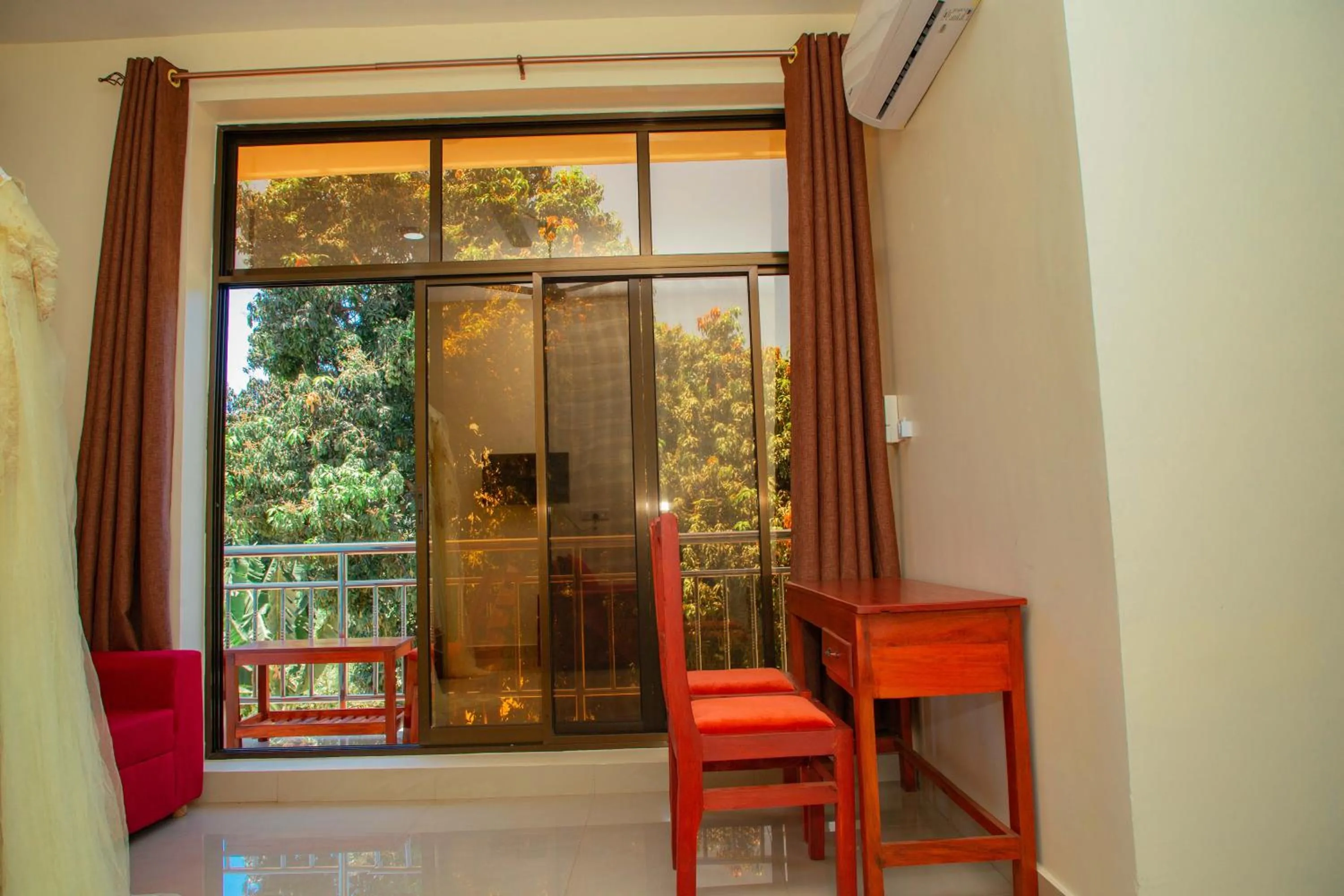 Kilimanjaro White House Hotel