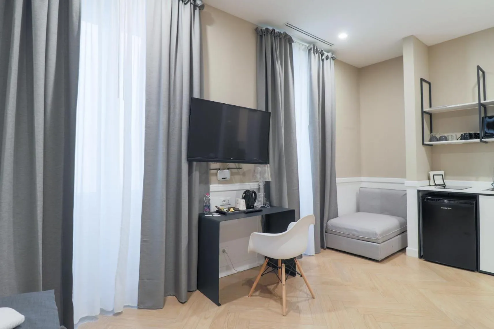 TV and multimedia in Elisabeth Boutique Rooms
